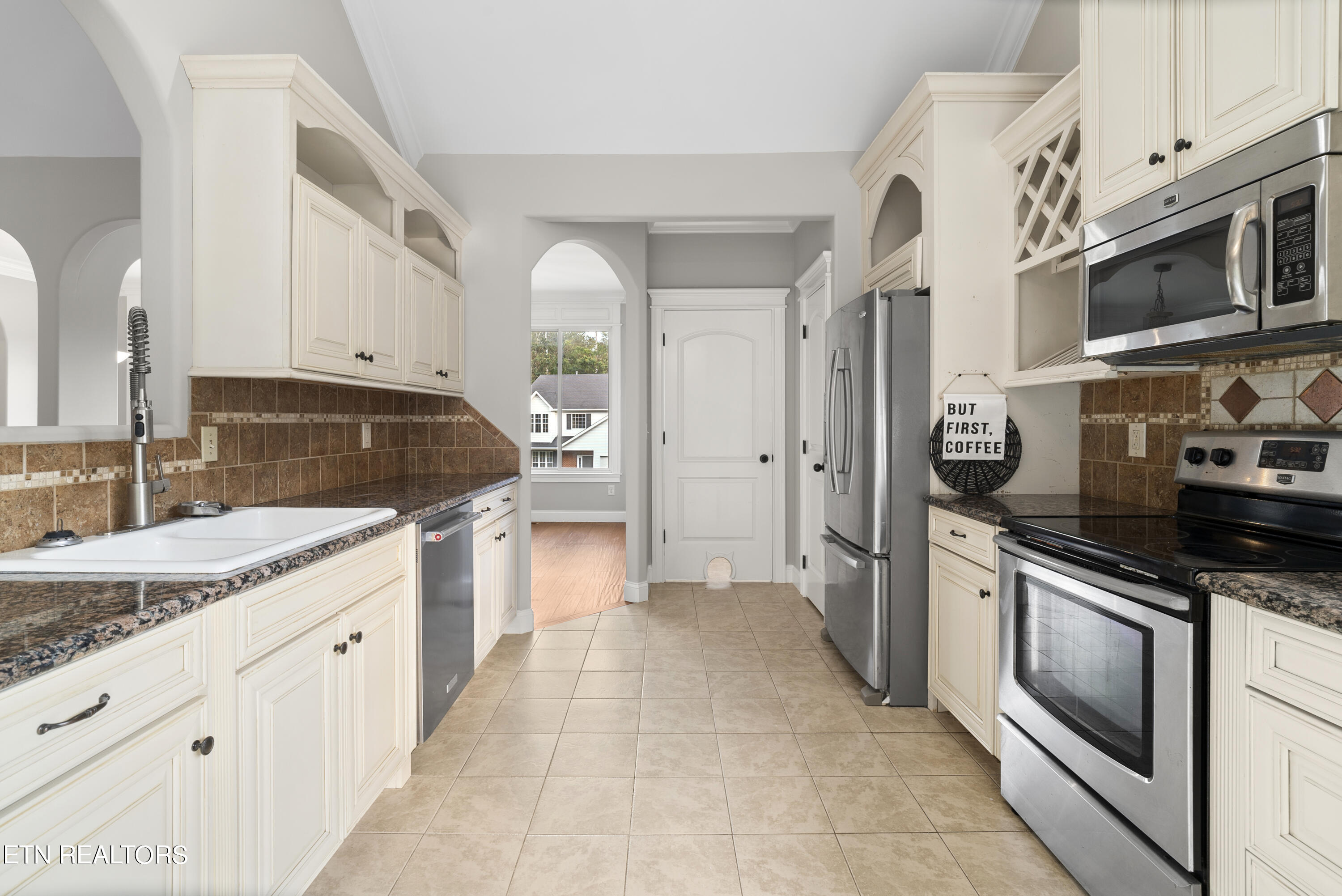 10709 Meriwether Lane