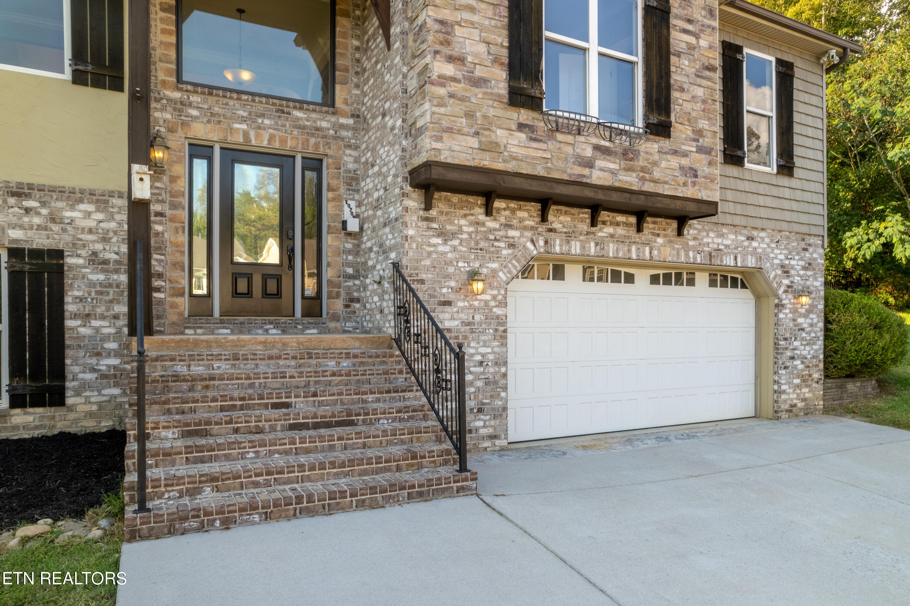 10709 Meriwether Lane