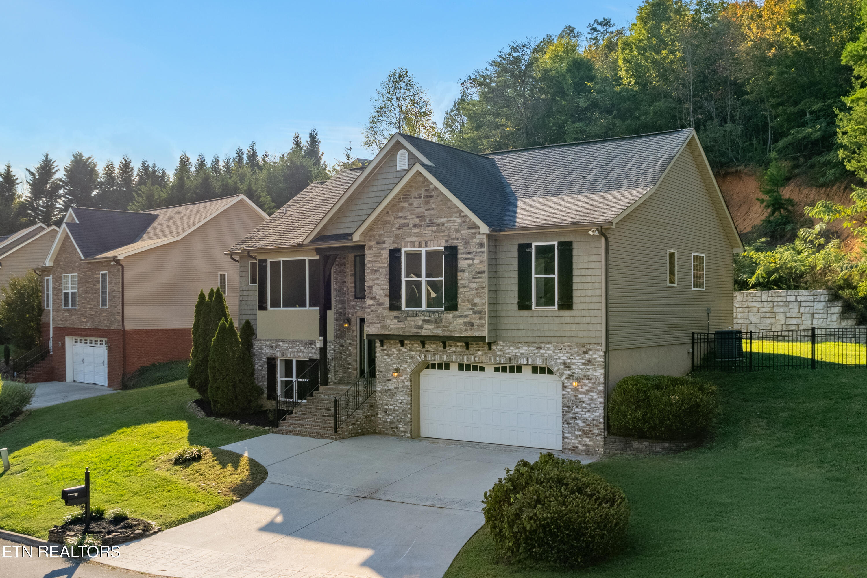 10709 Meriwether Lane