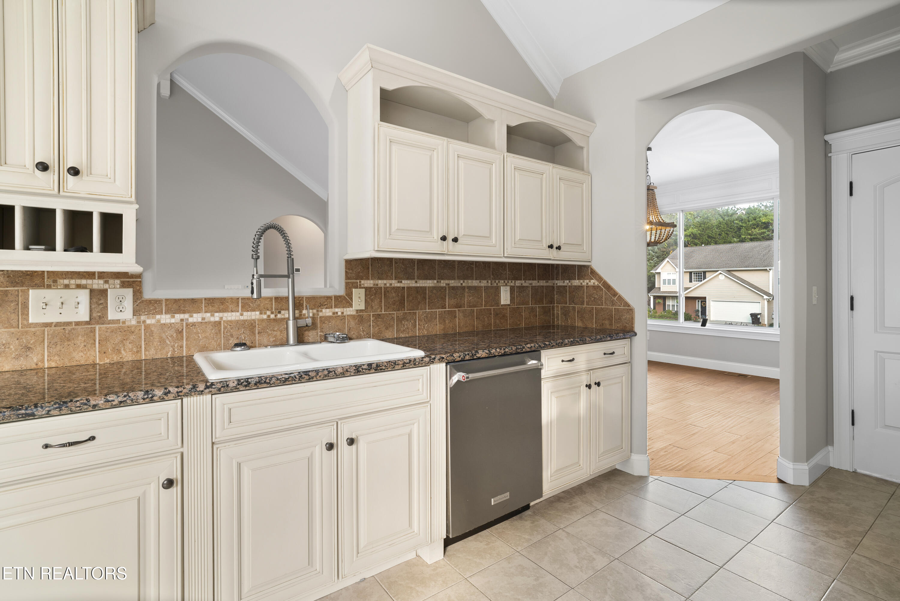 10709 Meriwether Lane