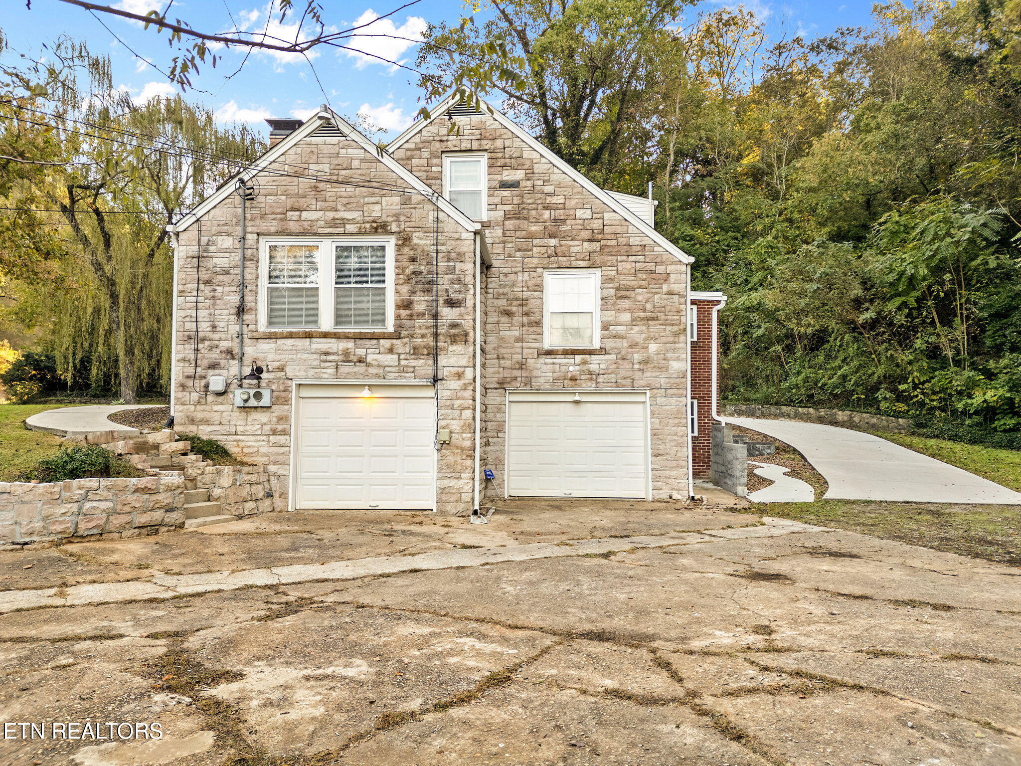5103 Chapman Hwy