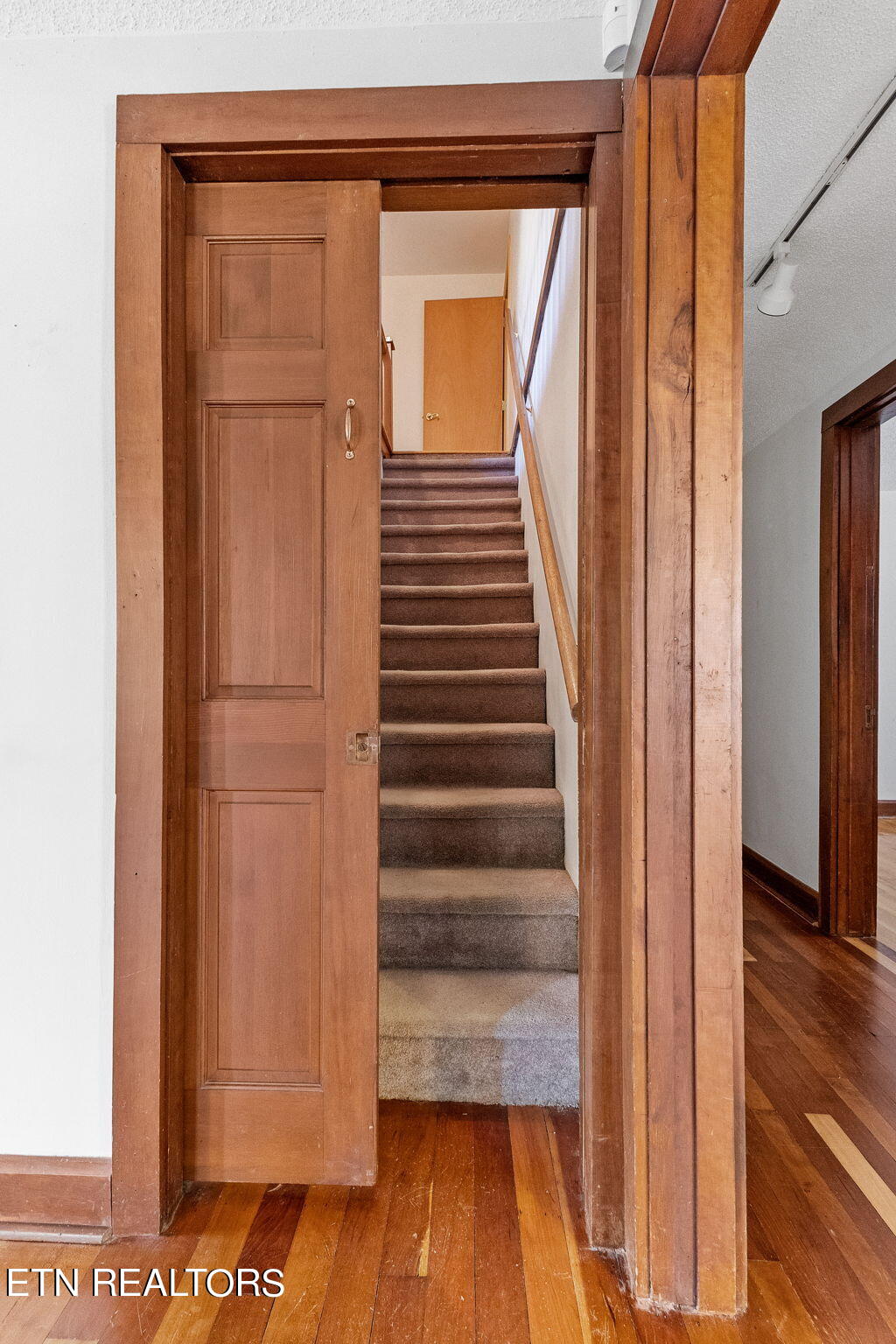 5103 Chapman Hwy