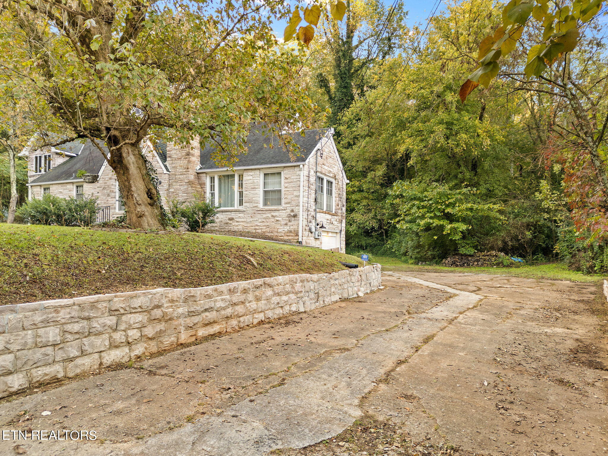 5103 Chapman Hwy