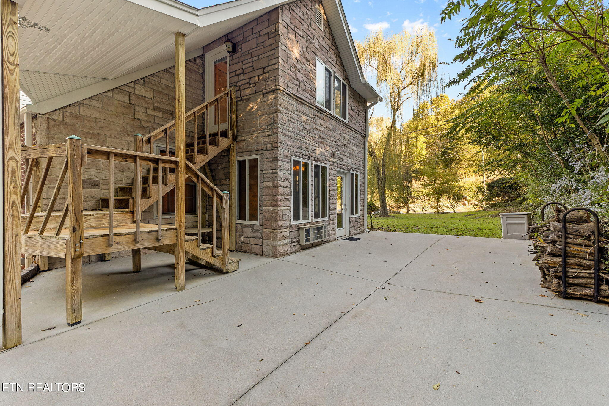 5103 Chapman Hwy