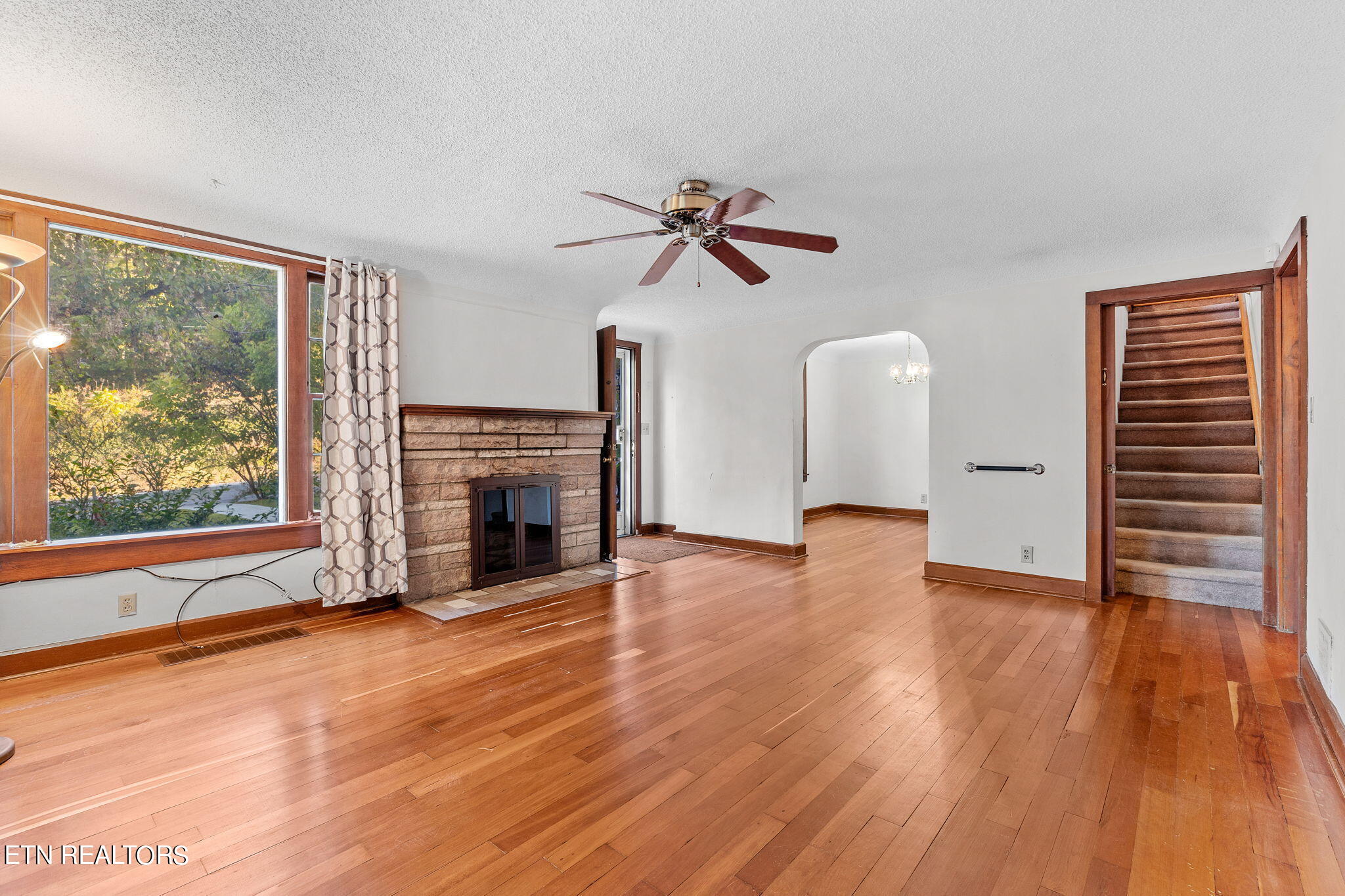 5103 Chapman Hwy