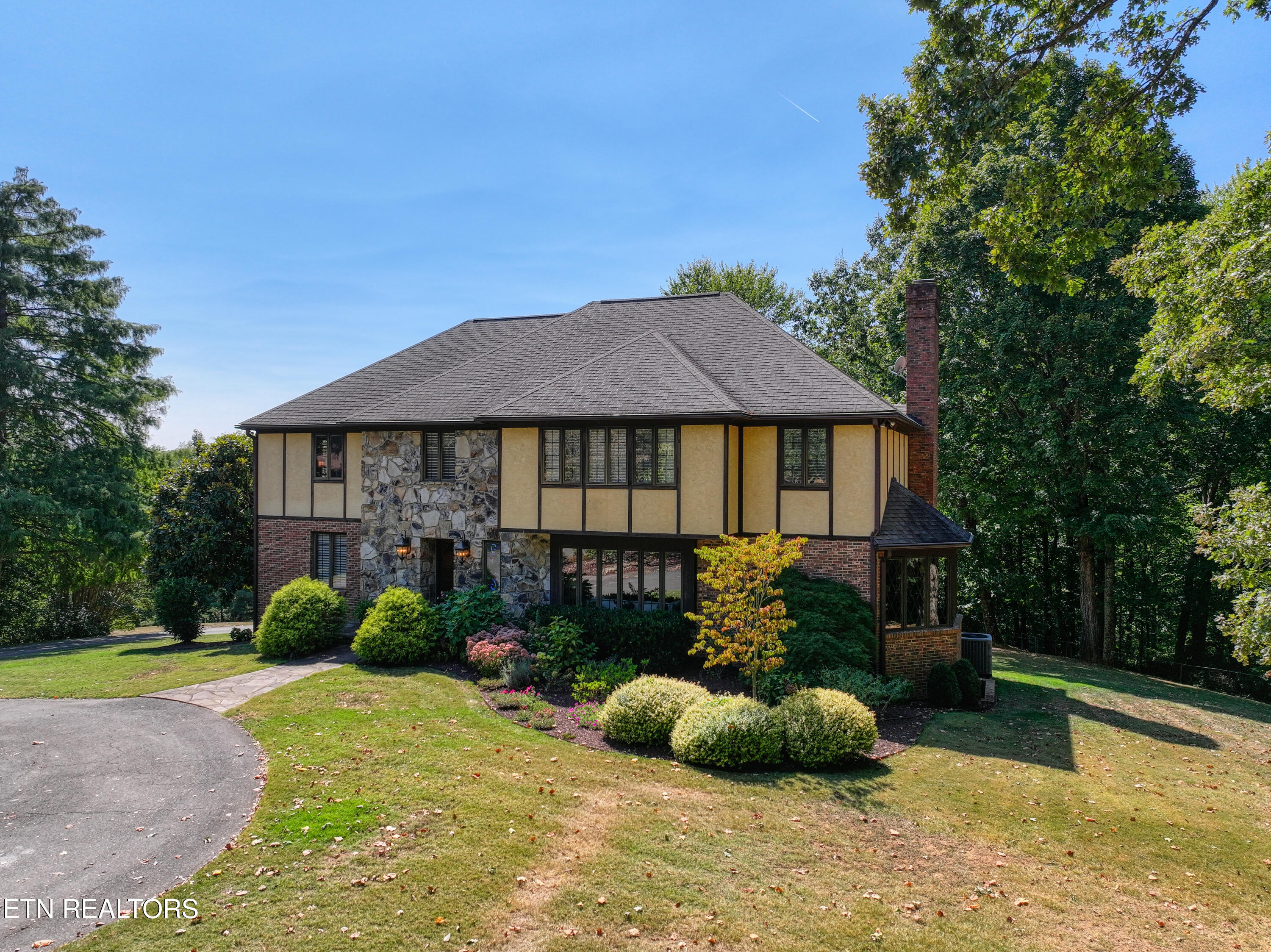 1921 Belcaro Drive