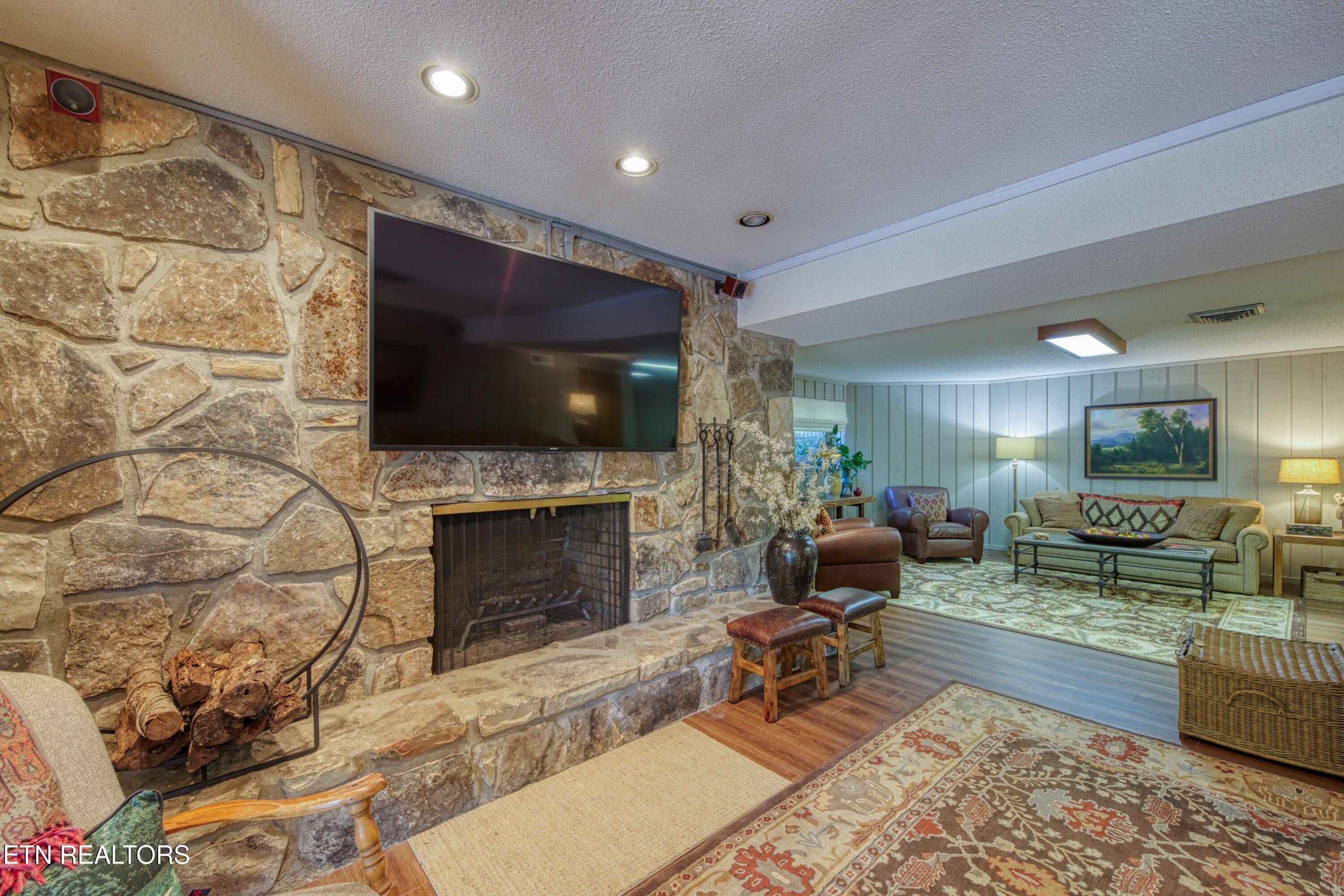 1921 Belcaro Drive
