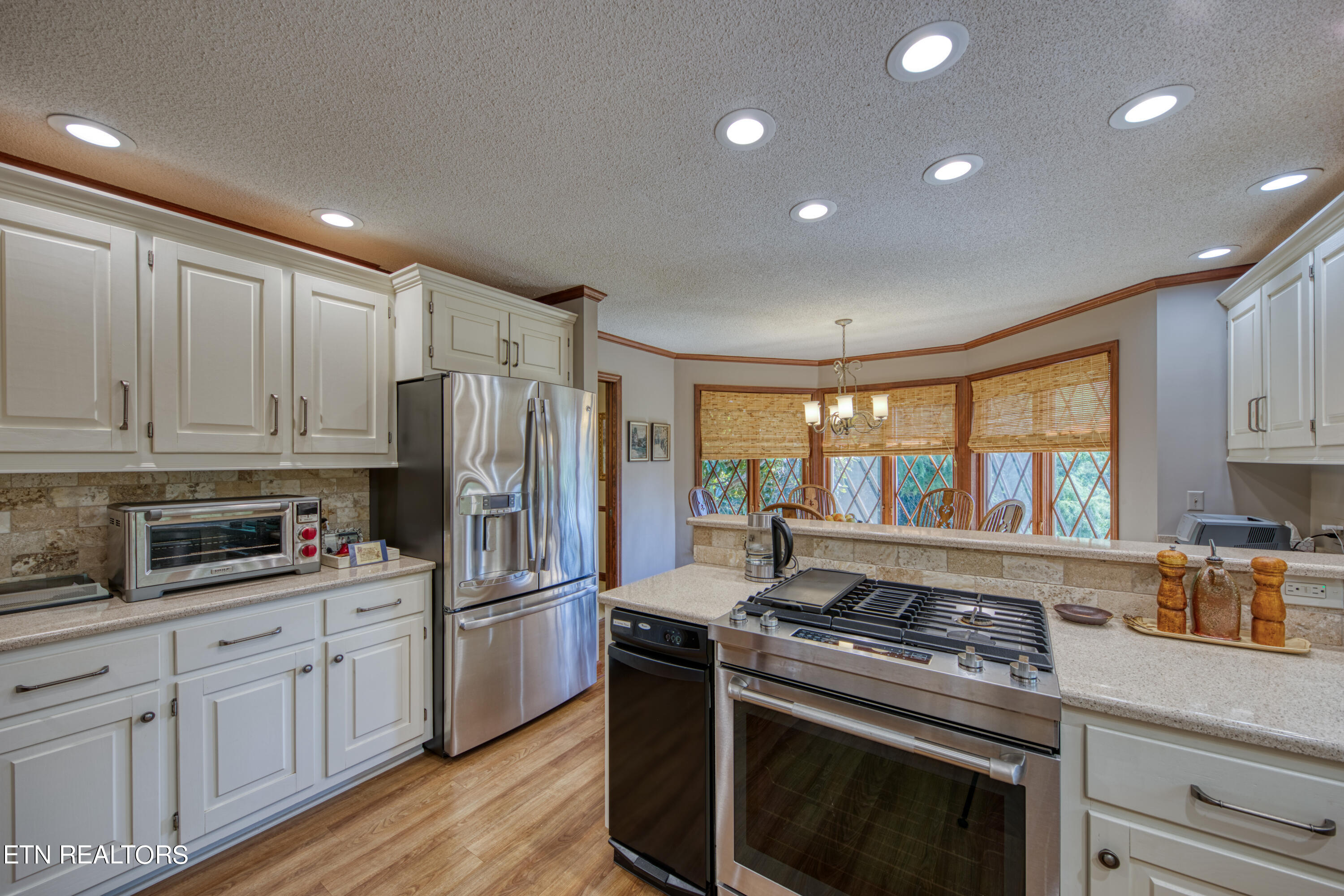 1921 Belcaro Drive