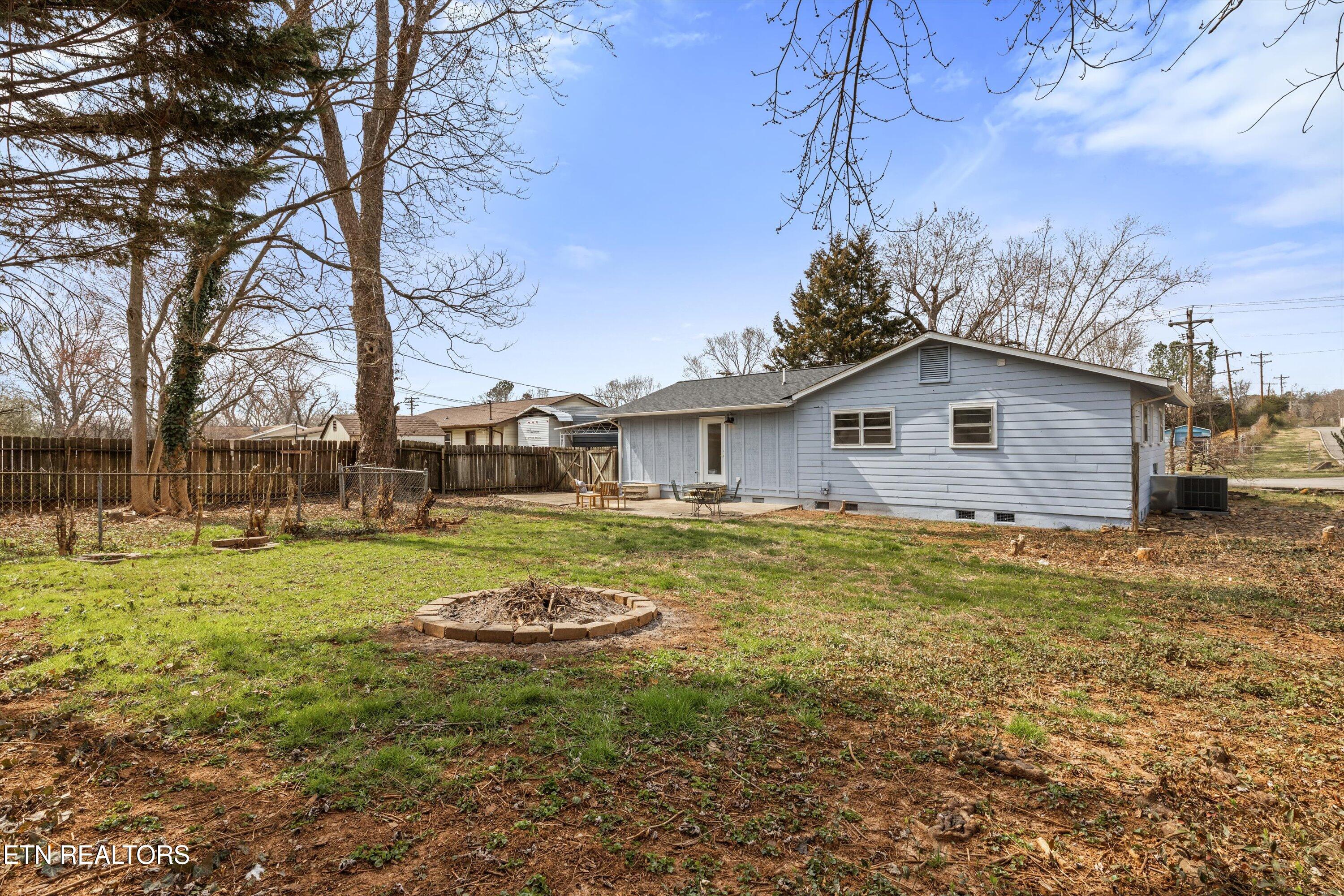 434 Defoe Circle