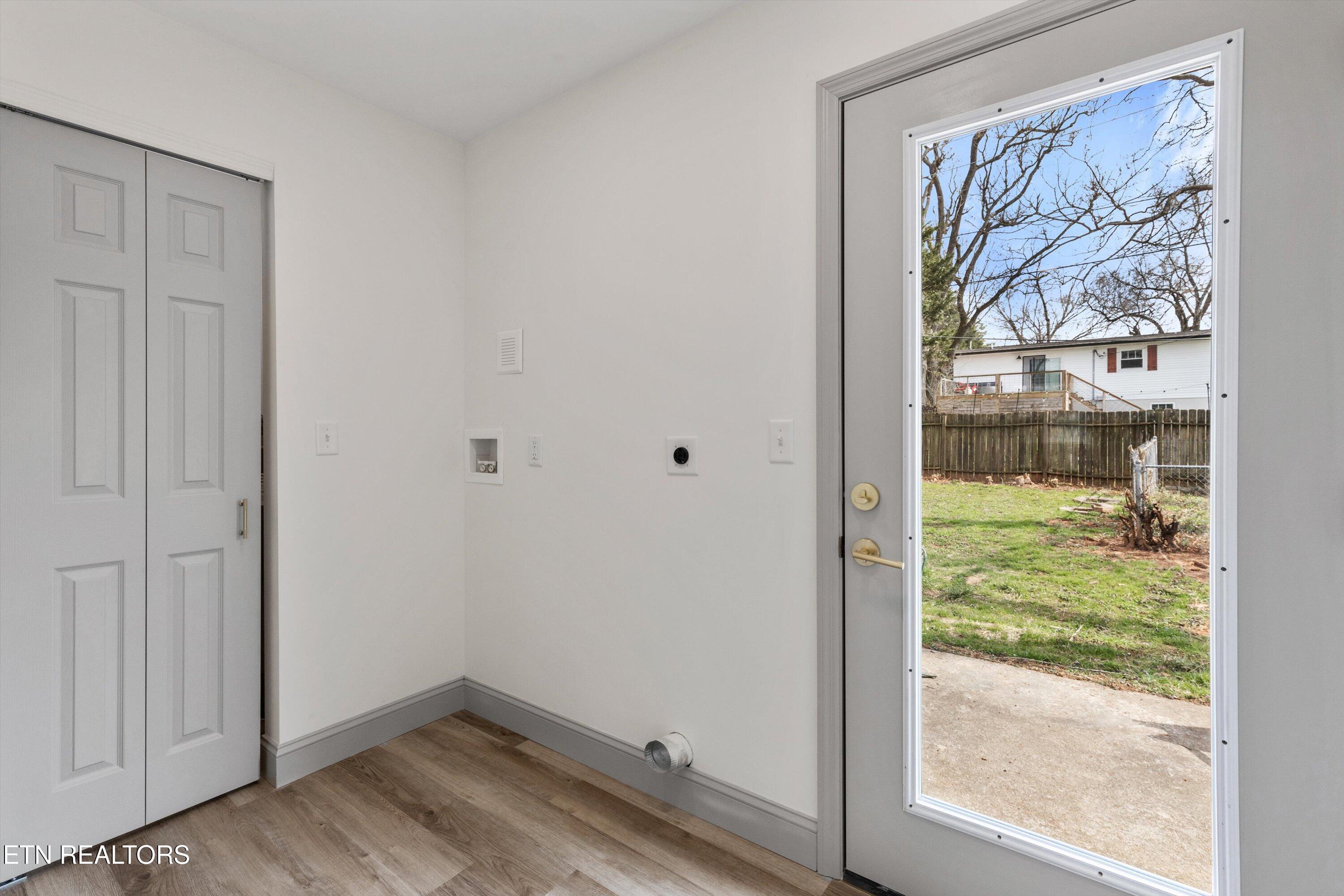 434 Defoe Circle