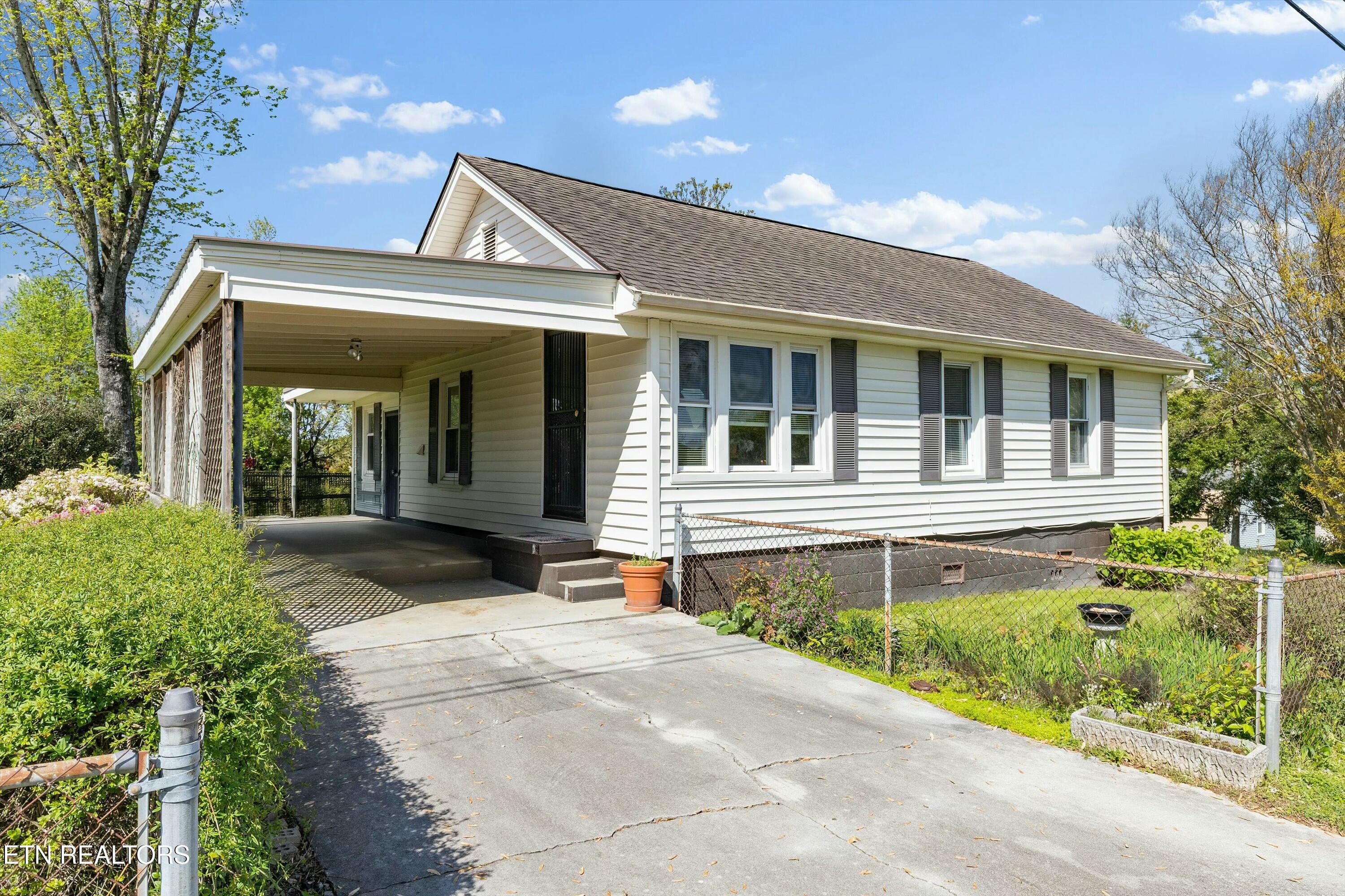 1405 Leconte Rd