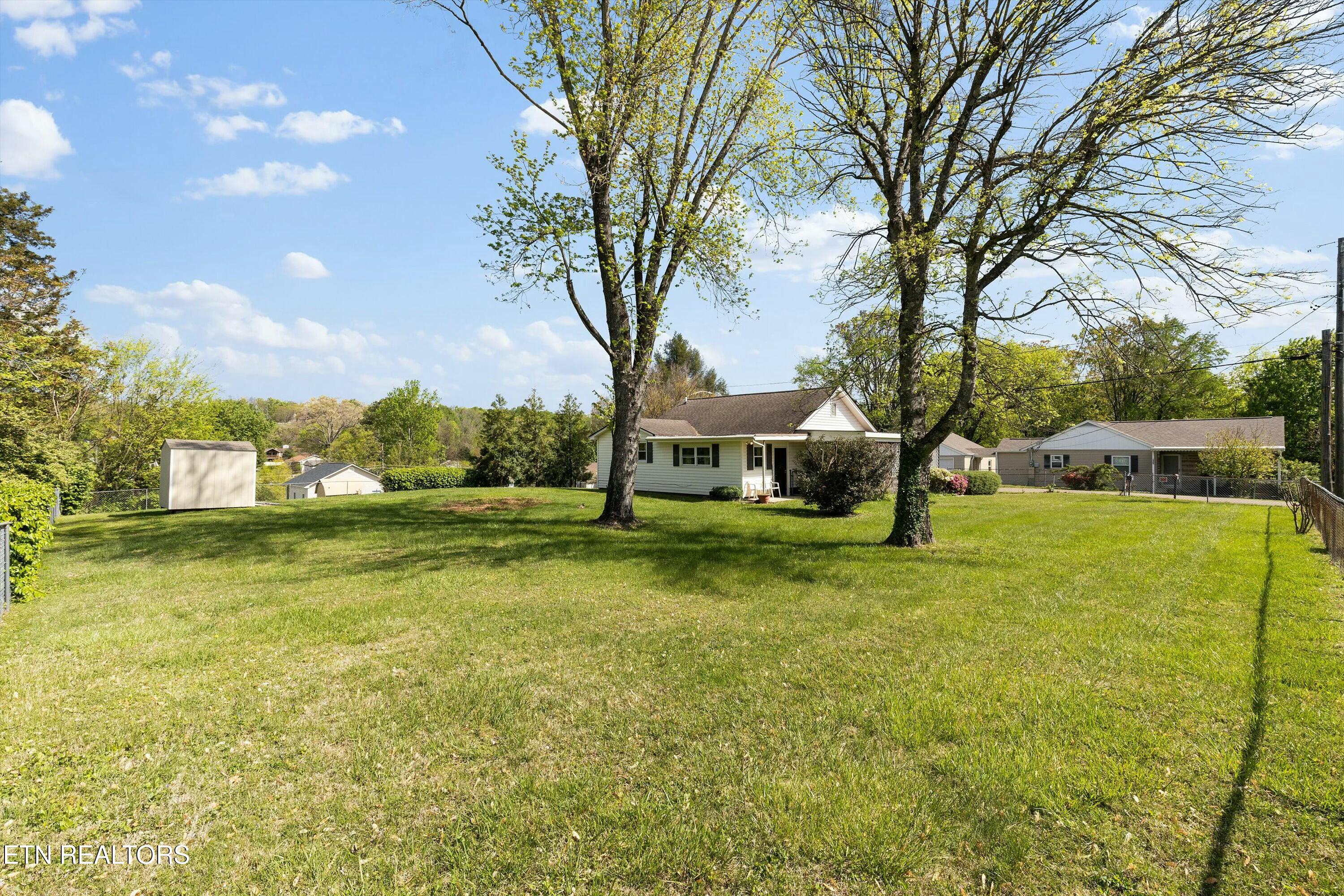 1405 Leconte Rd