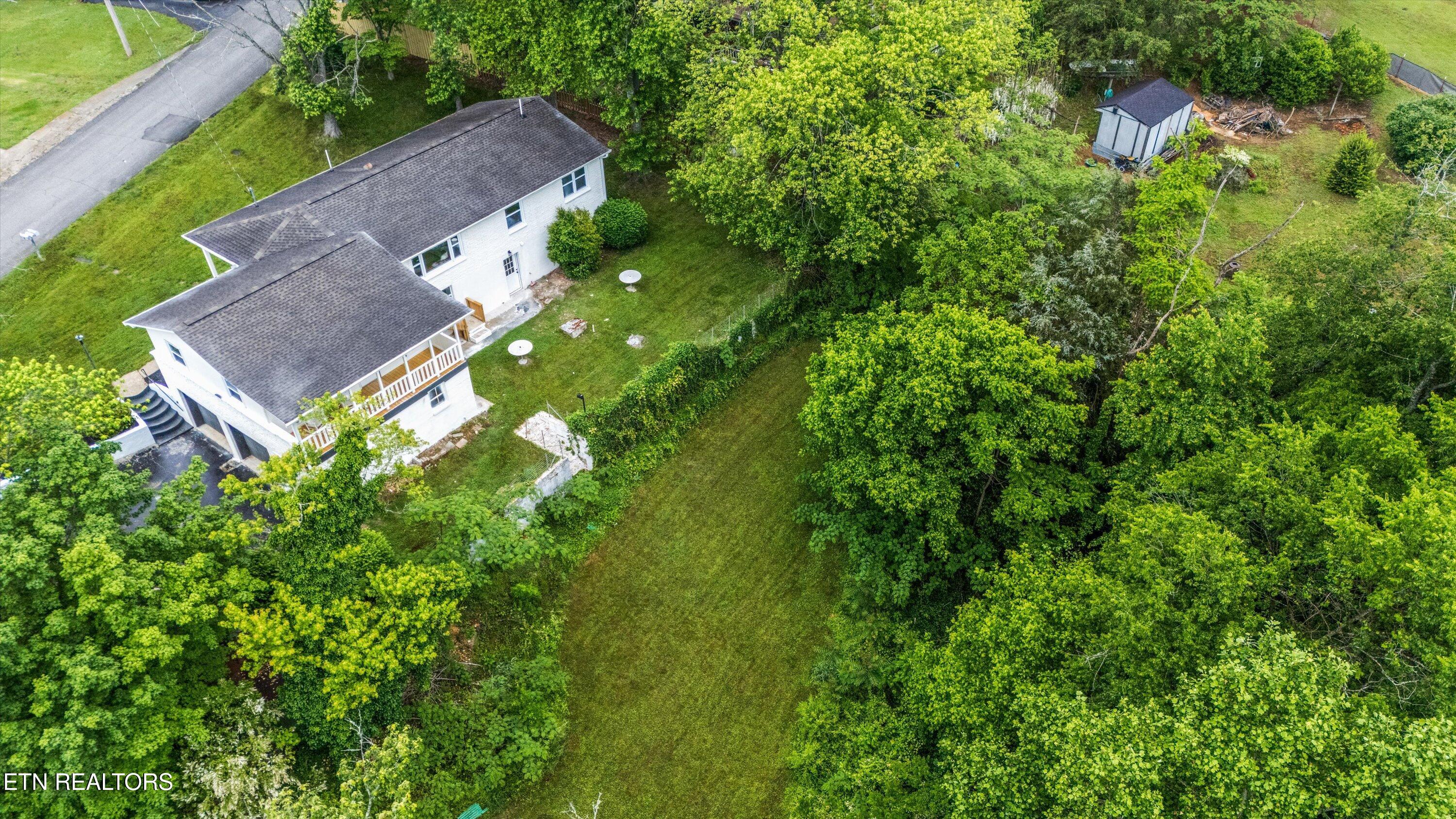 812 Sunset Drive
