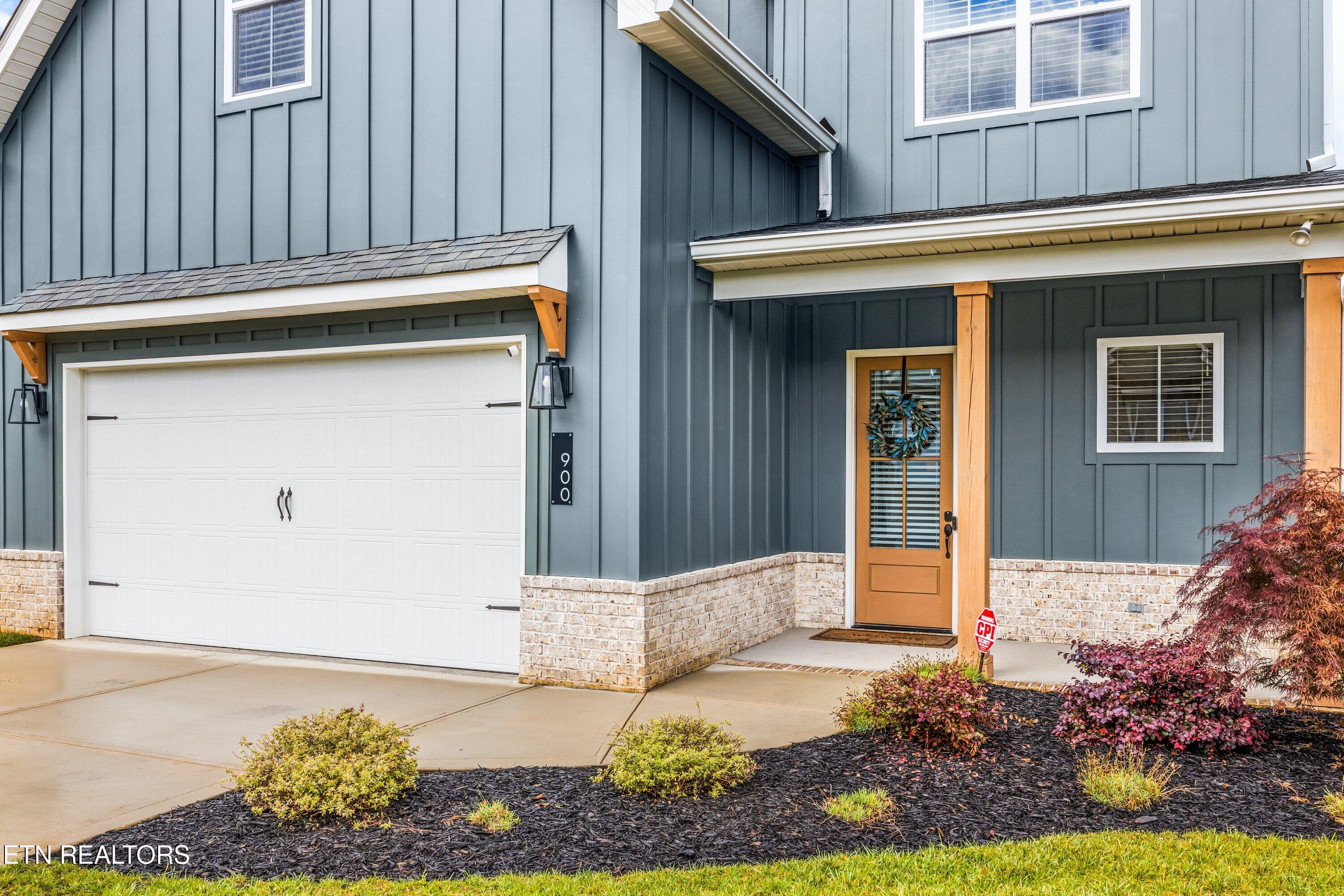 900 Belle Pond Ave
