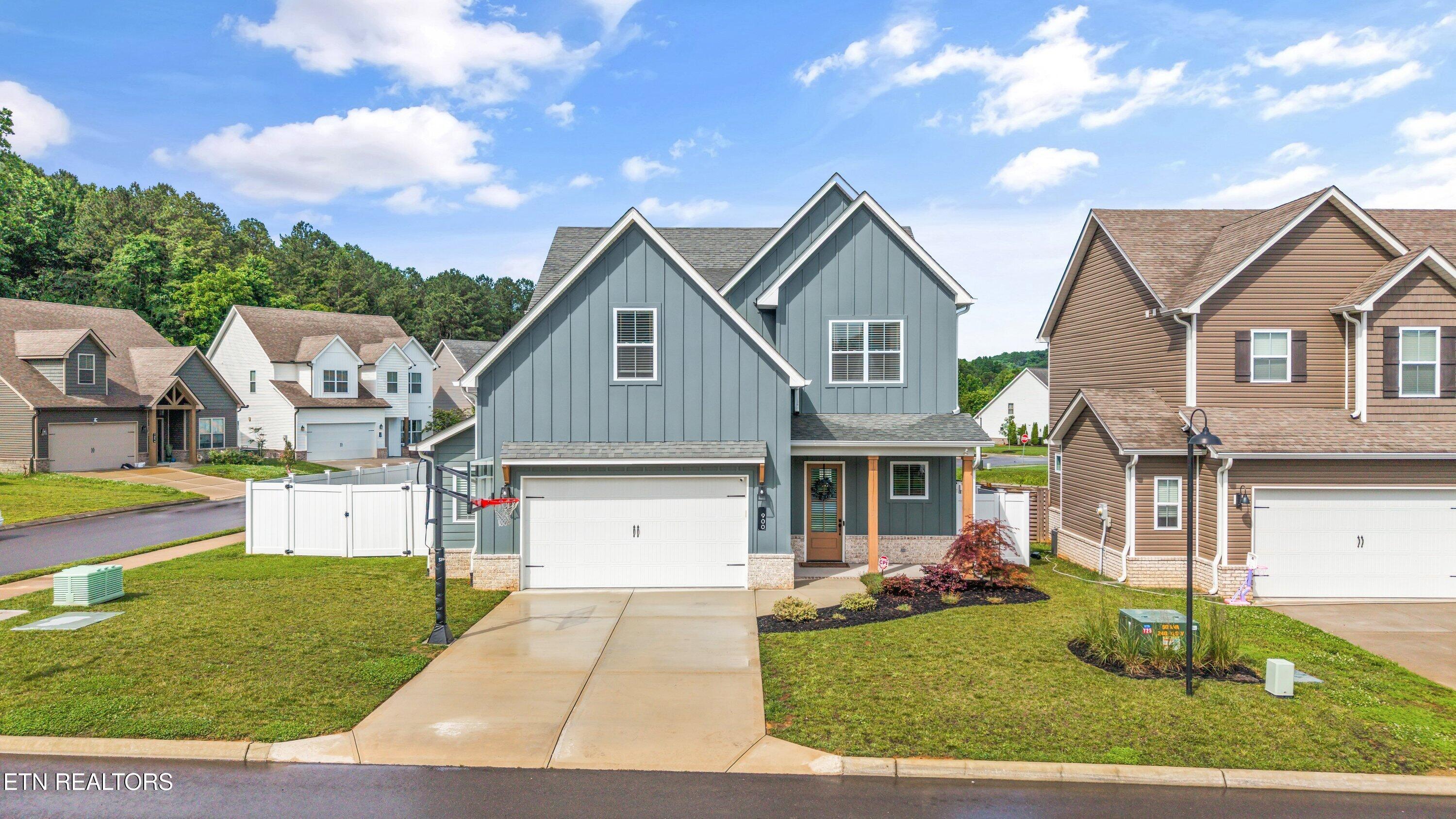 900 Belle Pond Ave