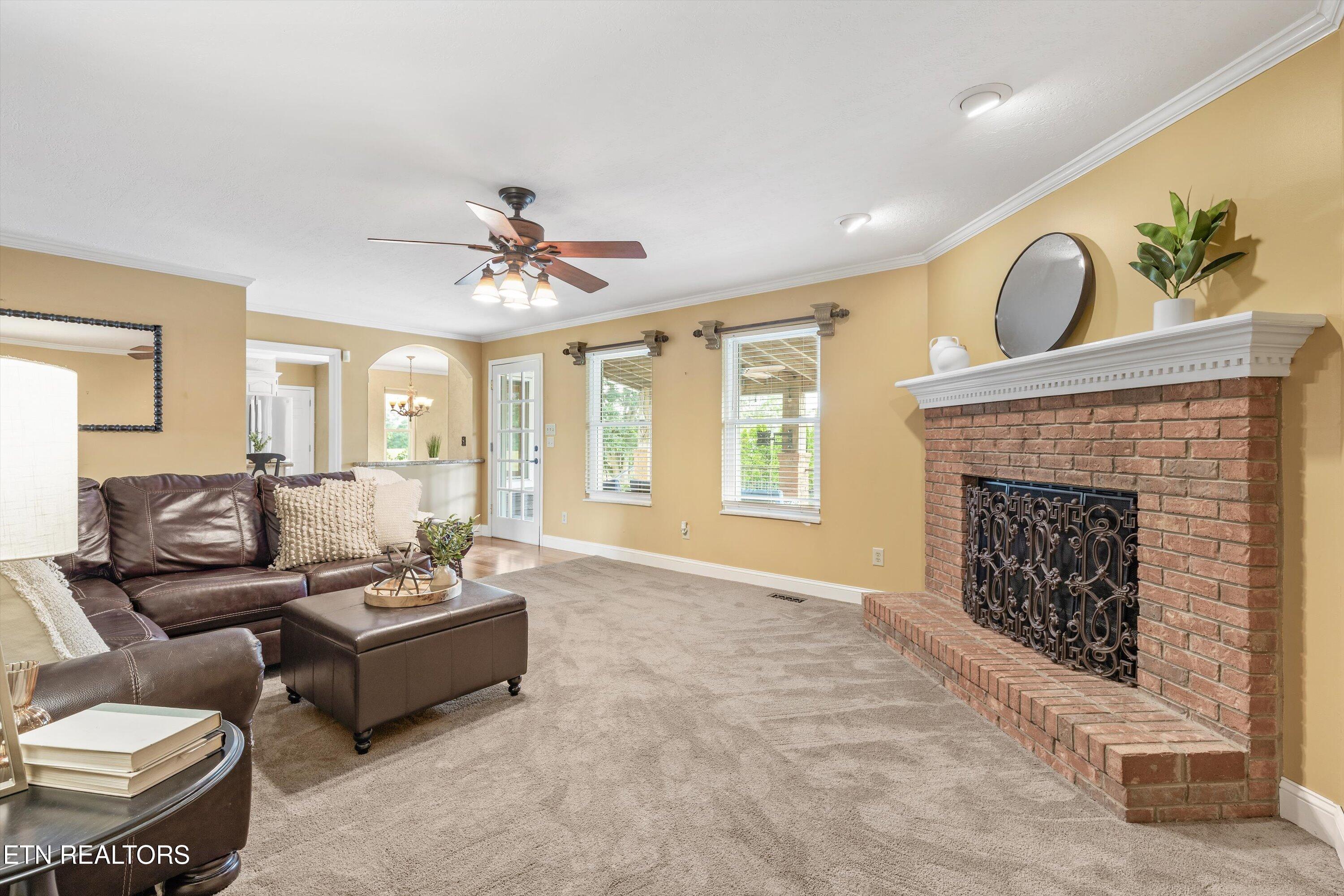 7801 Scenic Oaks Rd, Knoxville