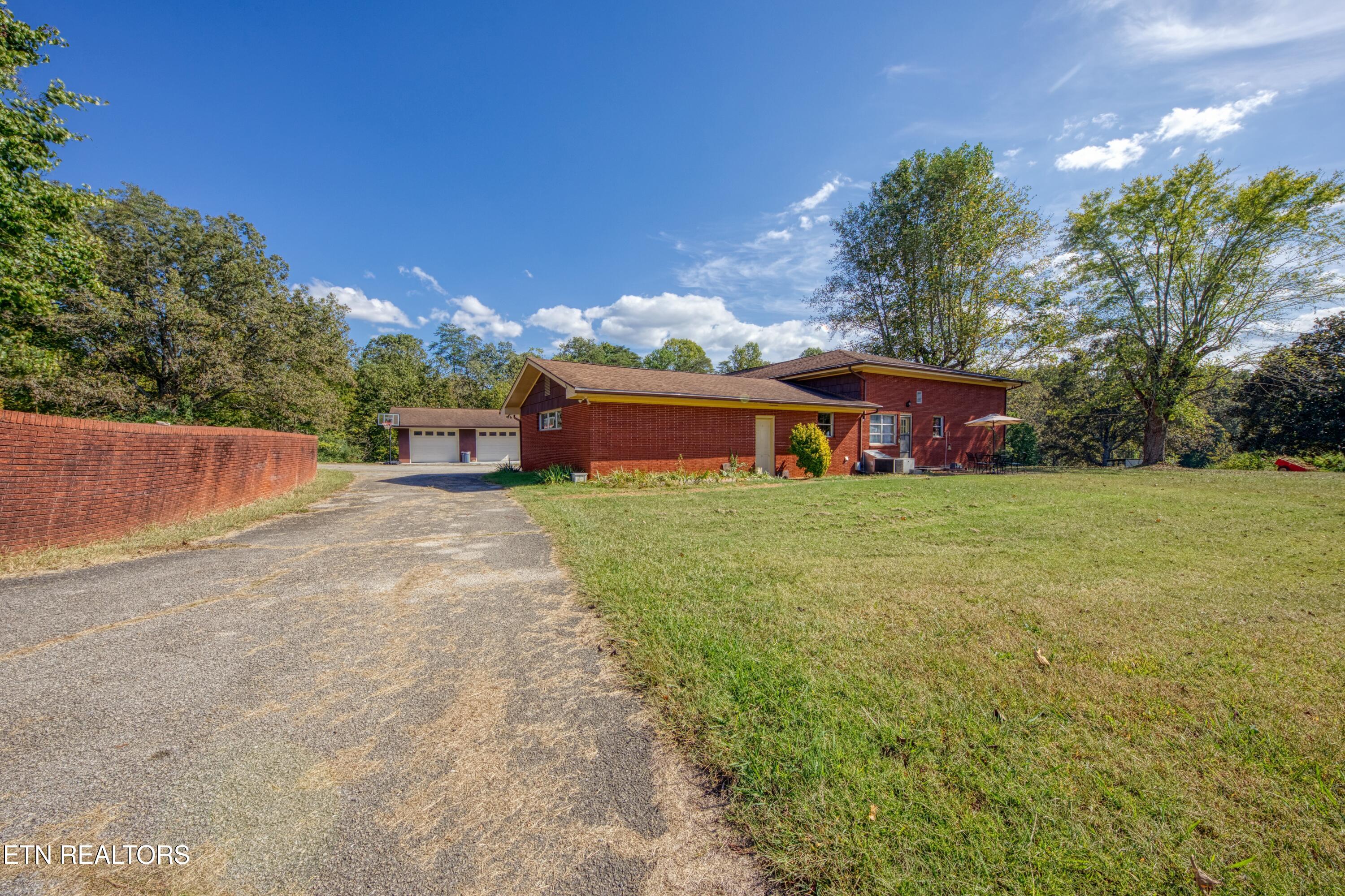 2720 Early Rd