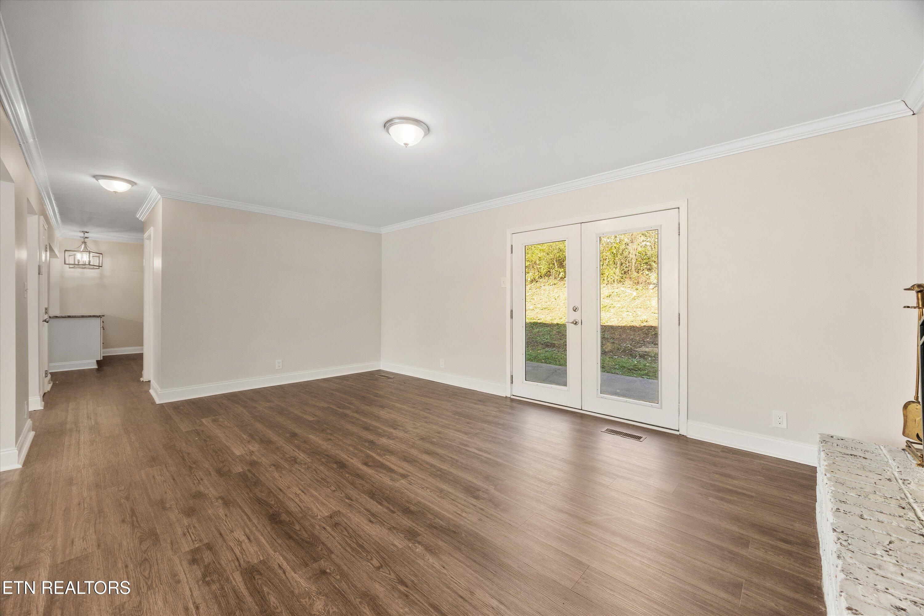 5413 NW Smoky Trail Tr