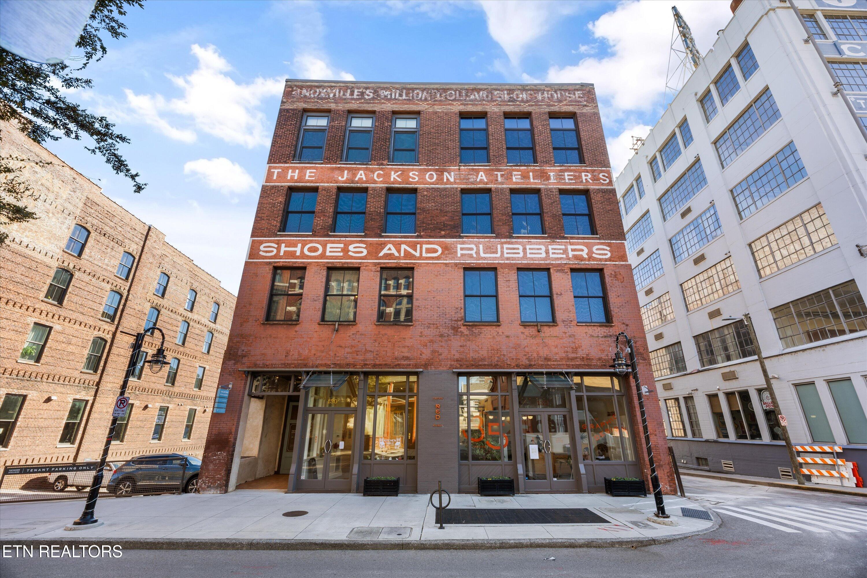 130 W Jackson Ave 302
