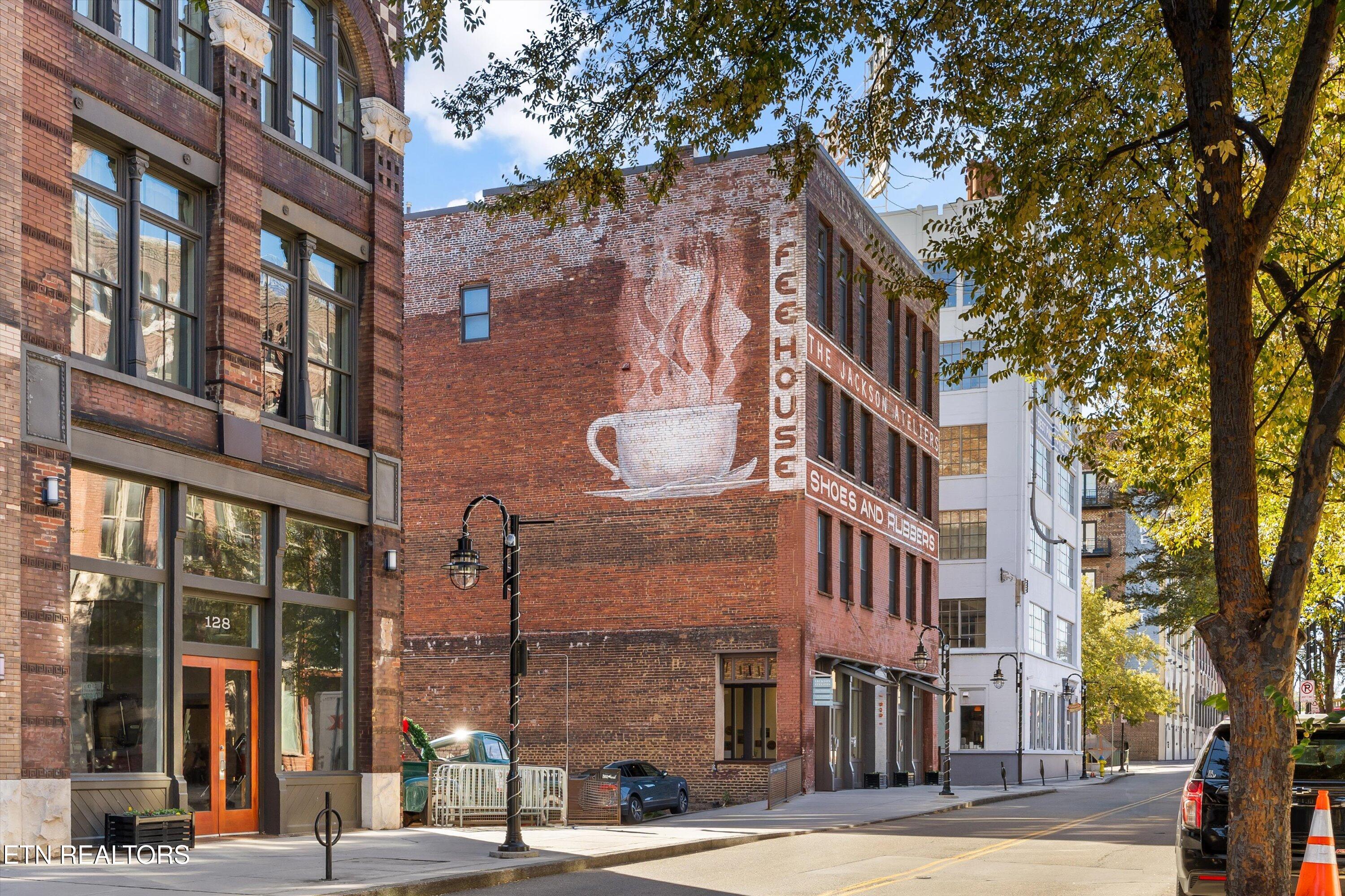 130 W Jackson Ave 302