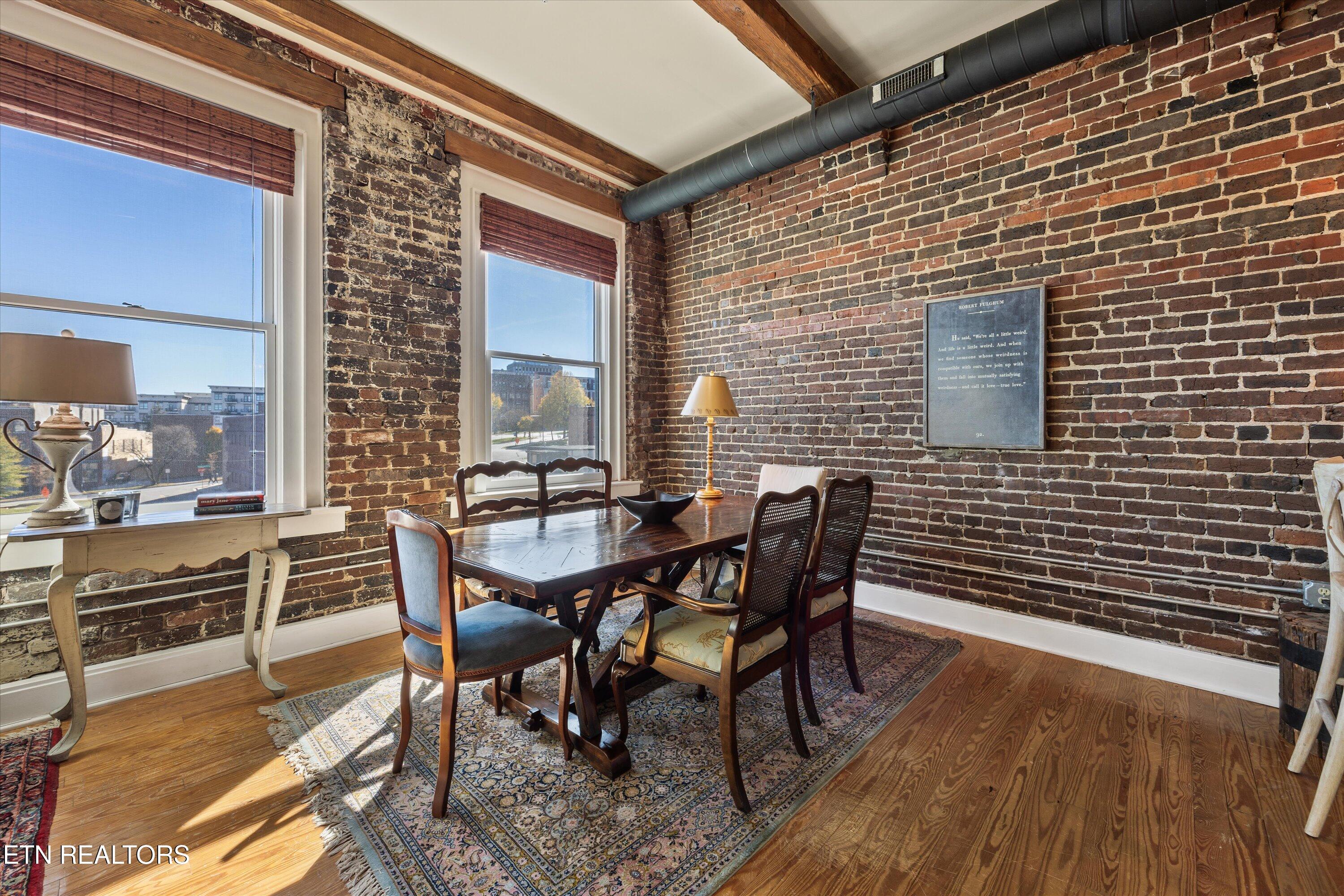 130 W Jackson Ave 302