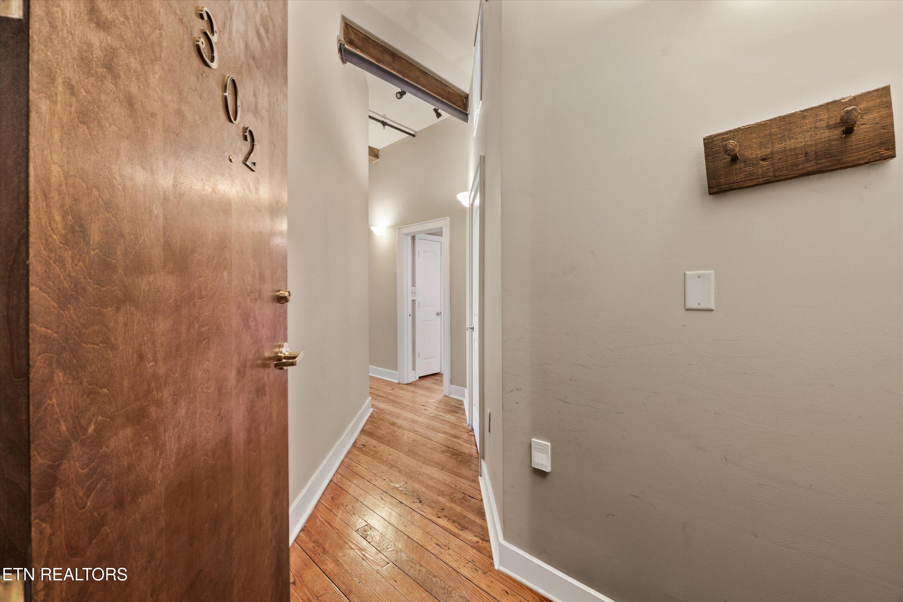 130 W Jackson Ave 302