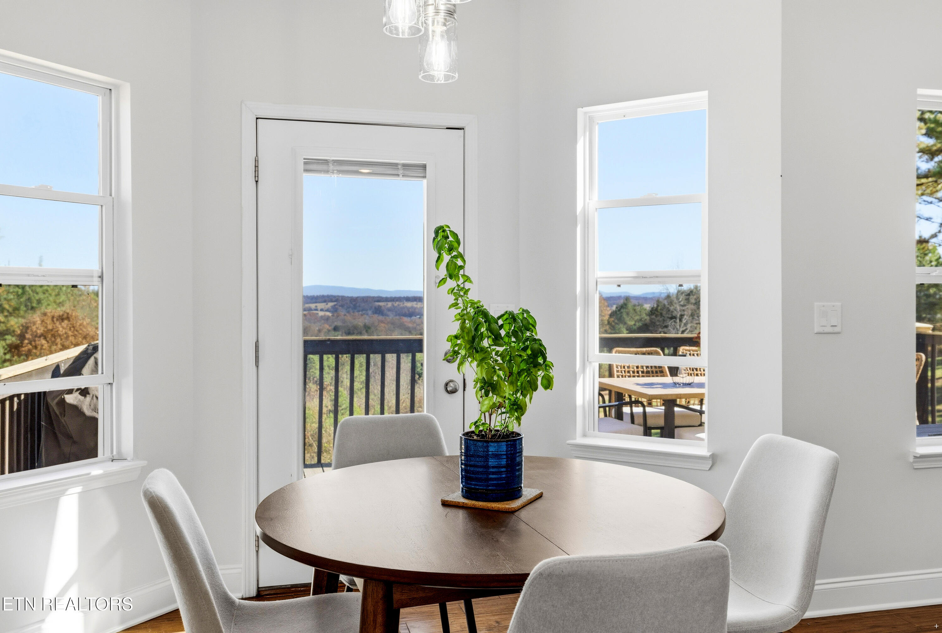 1390 County Road 3051