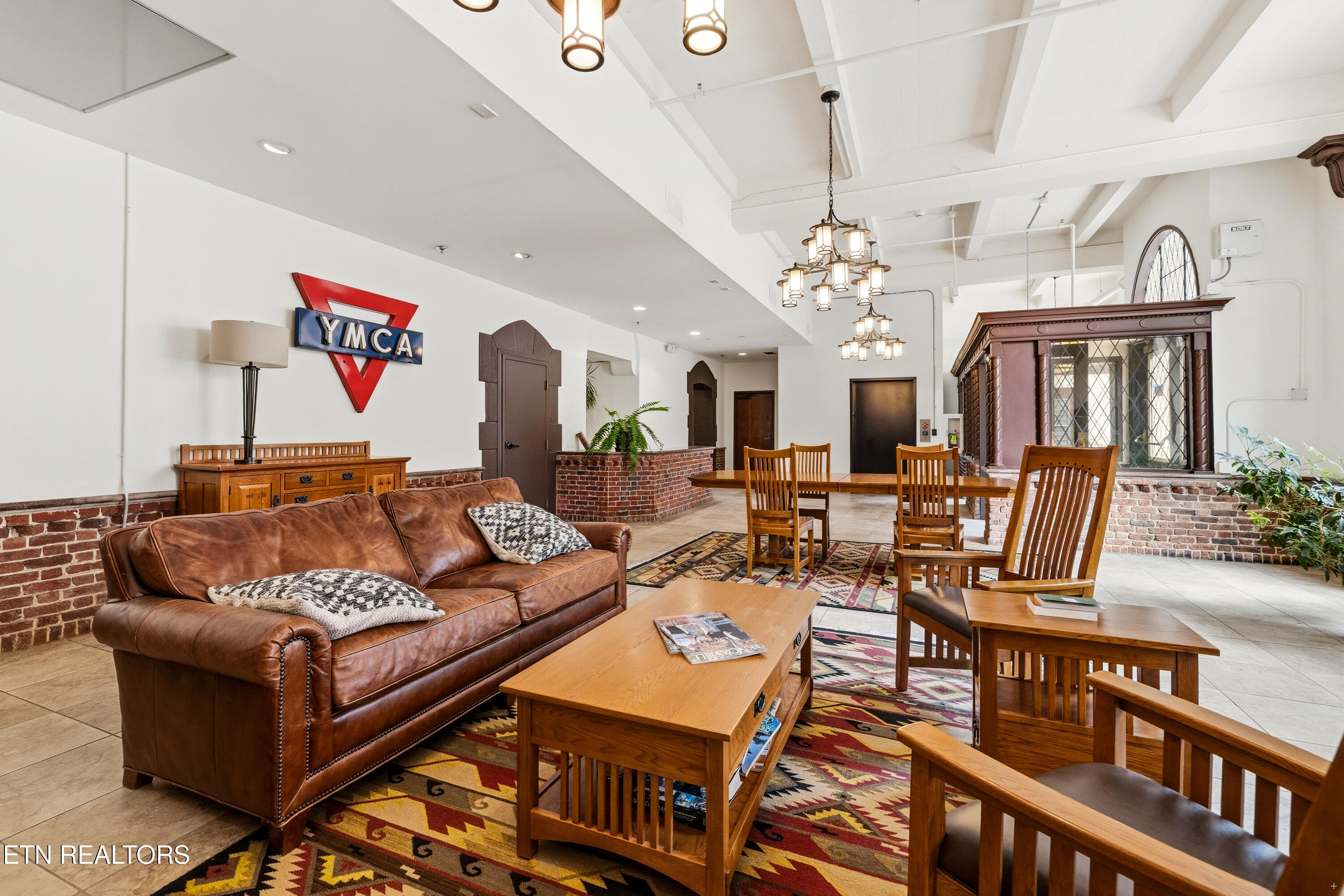 535 Locust St 301