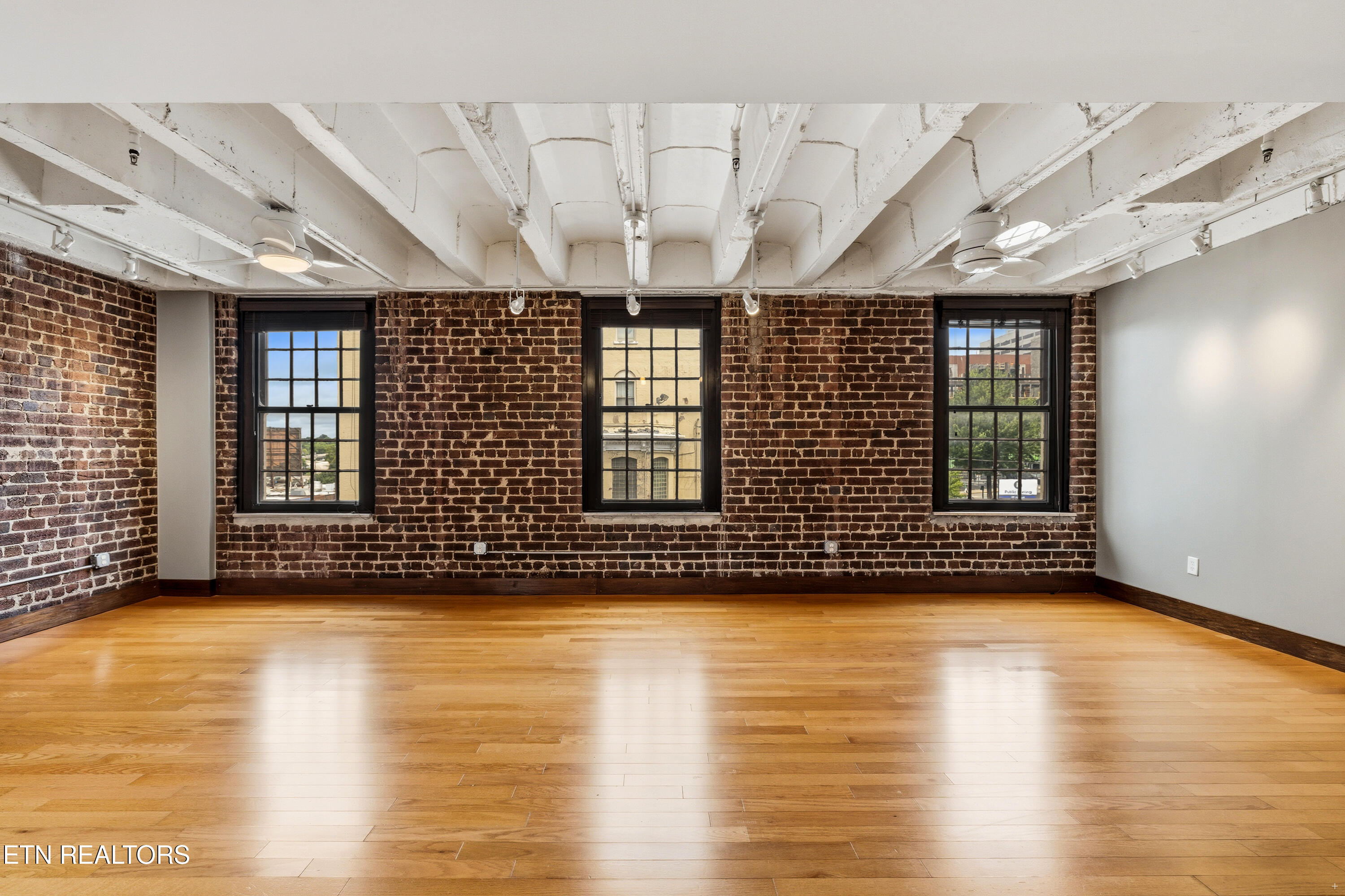 535 Locust St 301