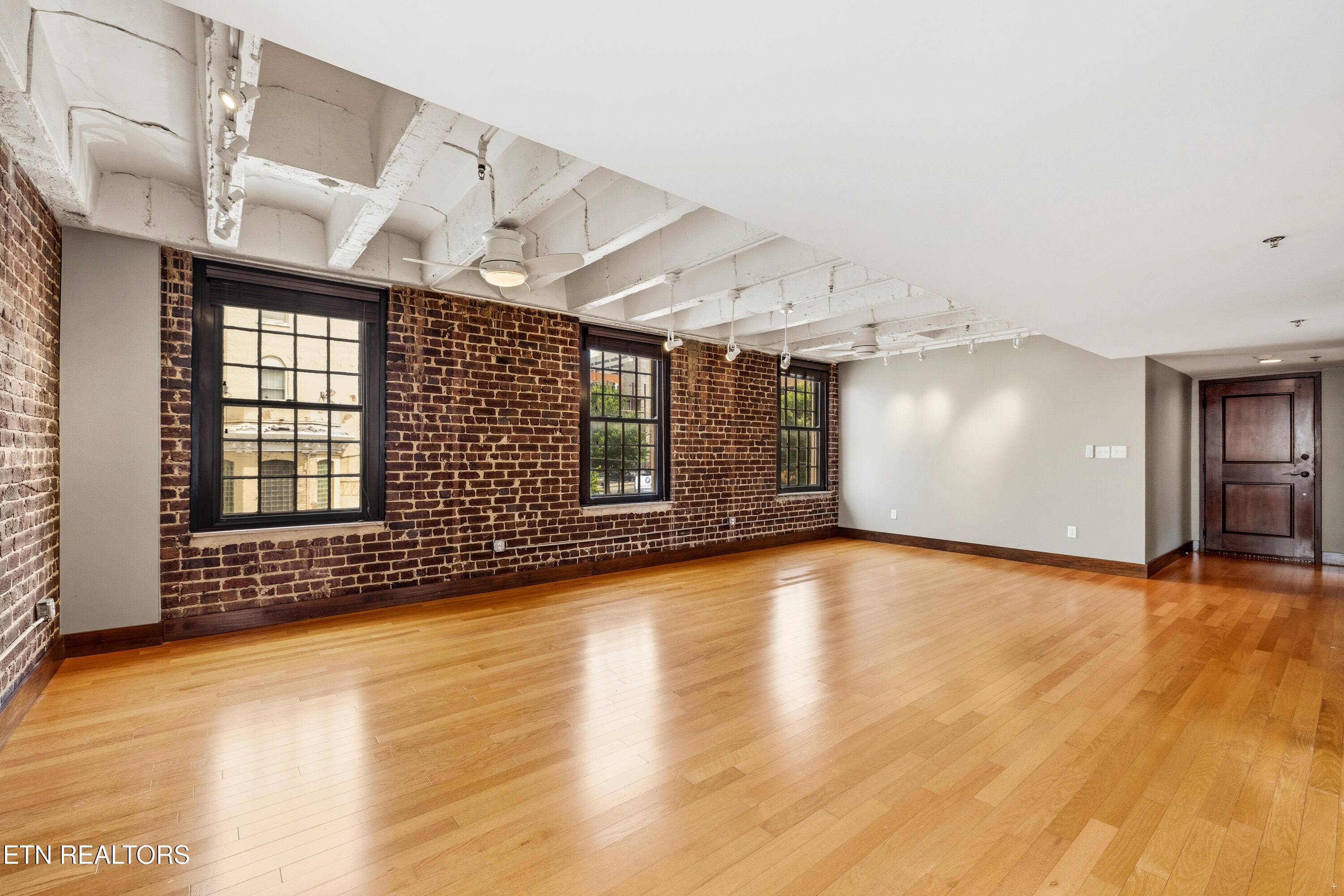 535 Locust St 301