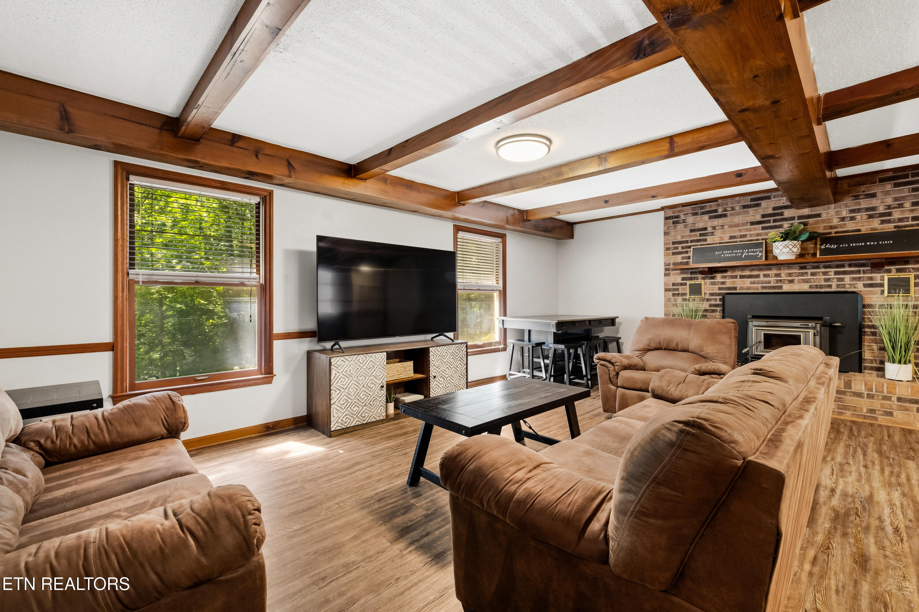 2529 Tall Pine Lane