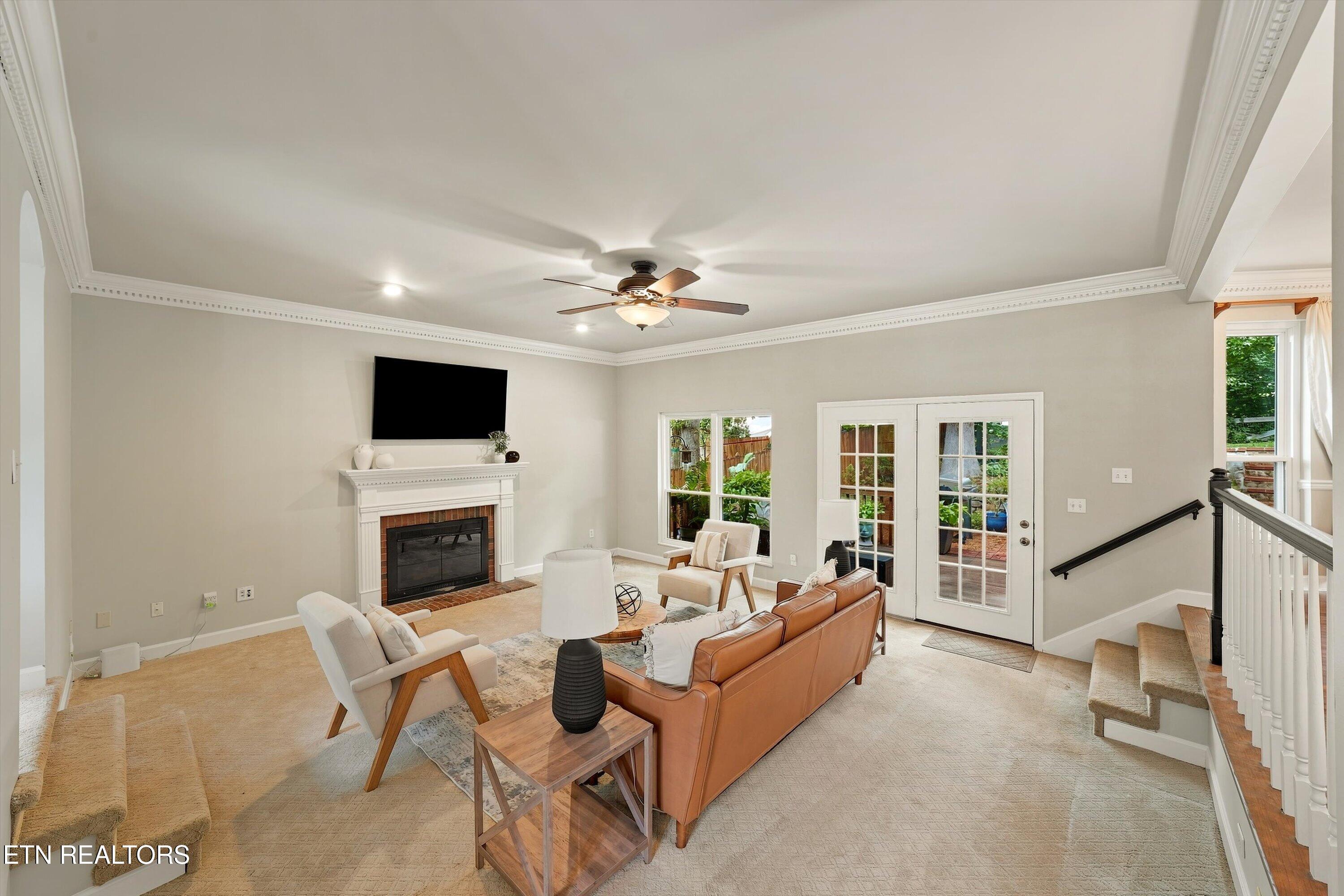 8409 Thornbury Court