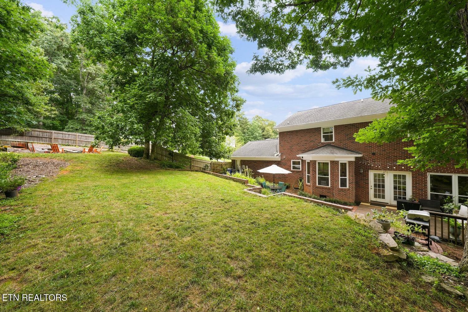 8409 Thornbury Court