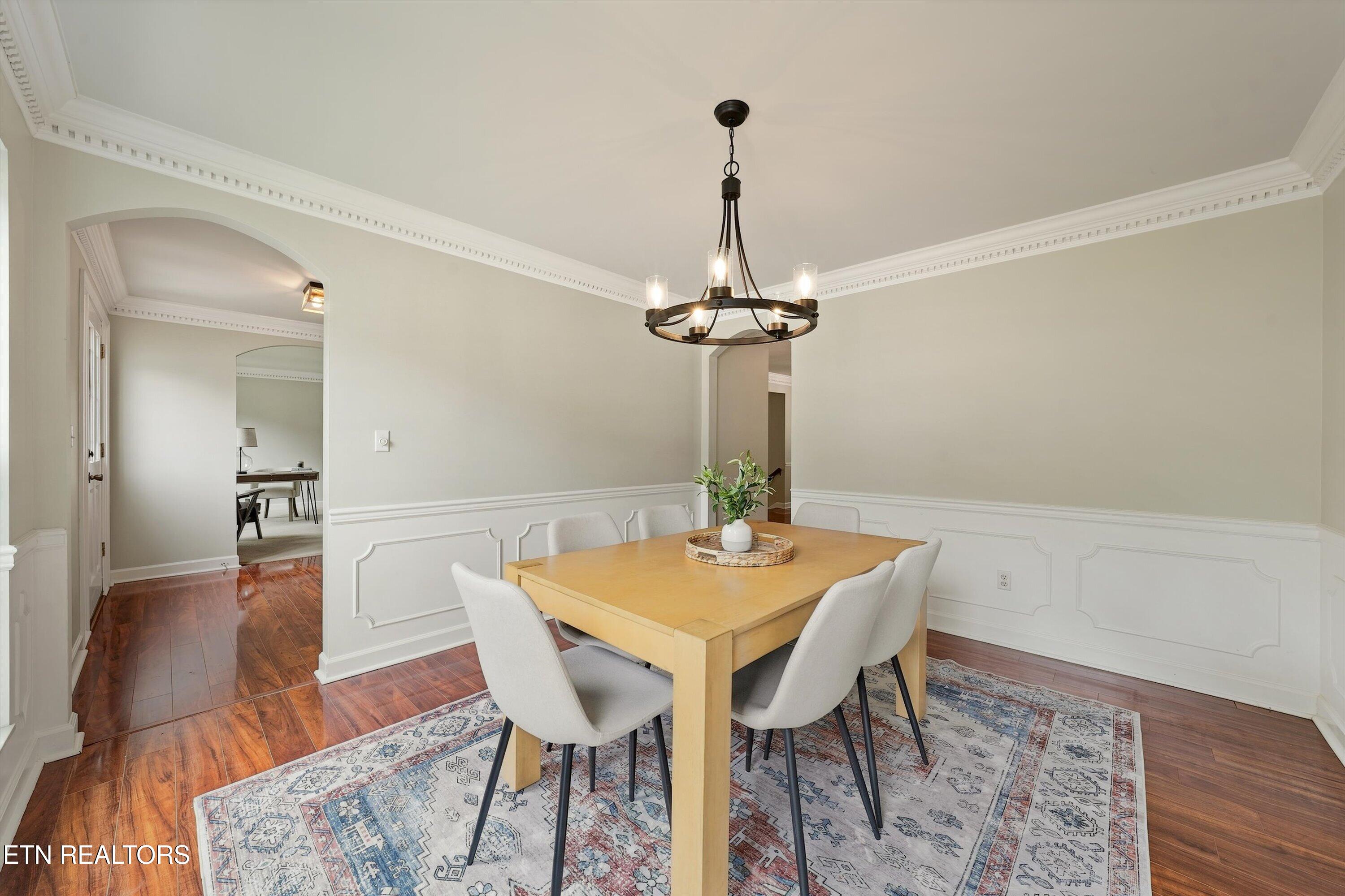 8409 Thornbury Court