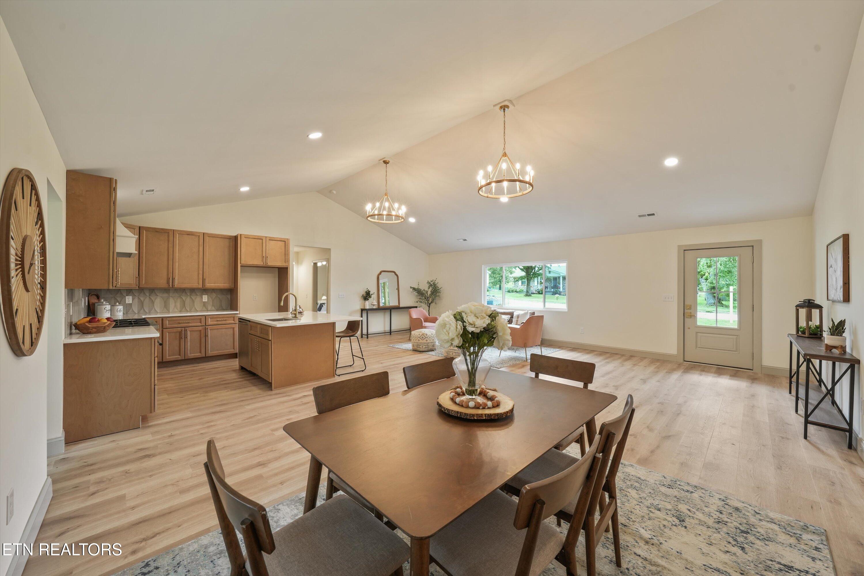 412 Sherwood Drive