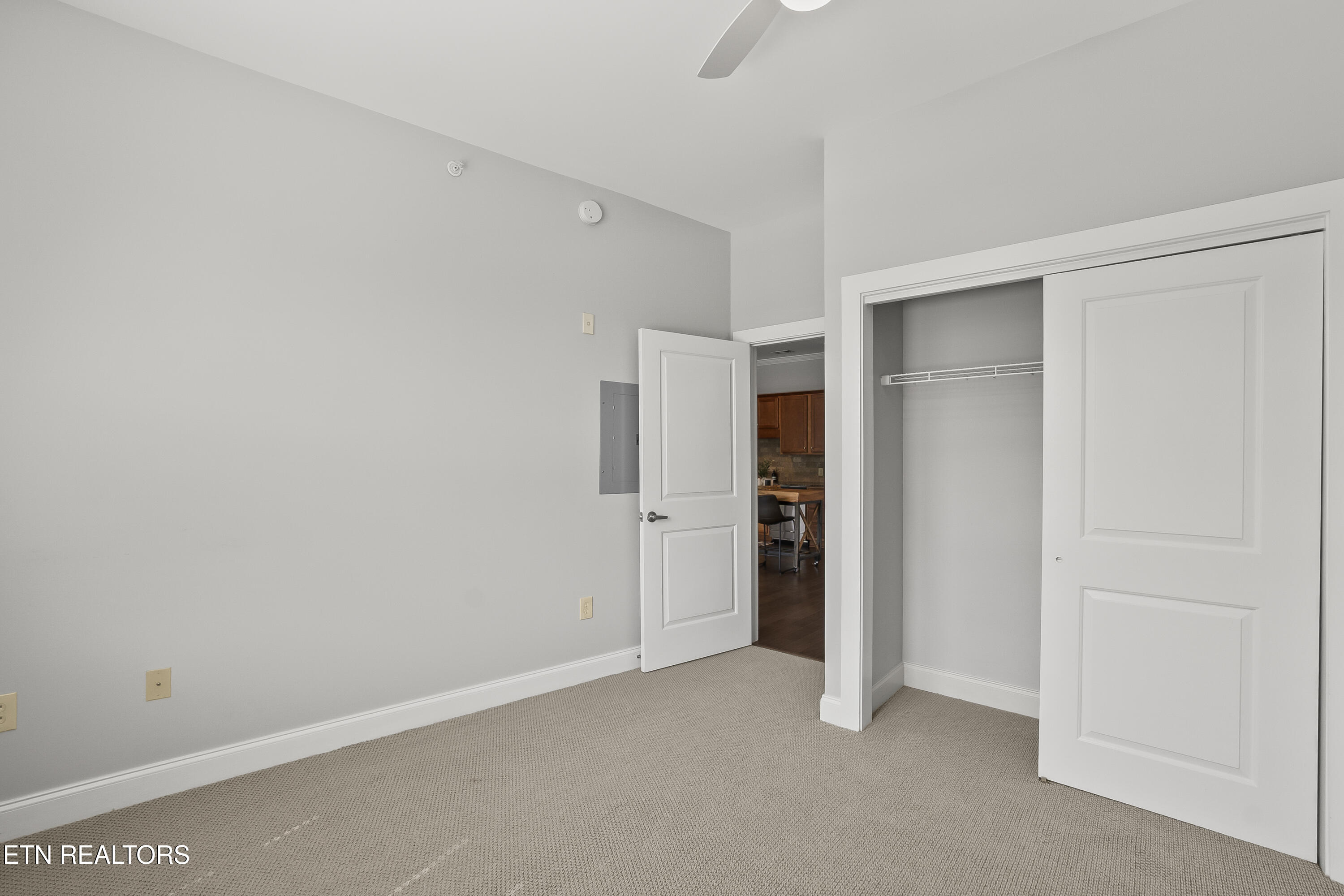 445 W Blount Ave 502