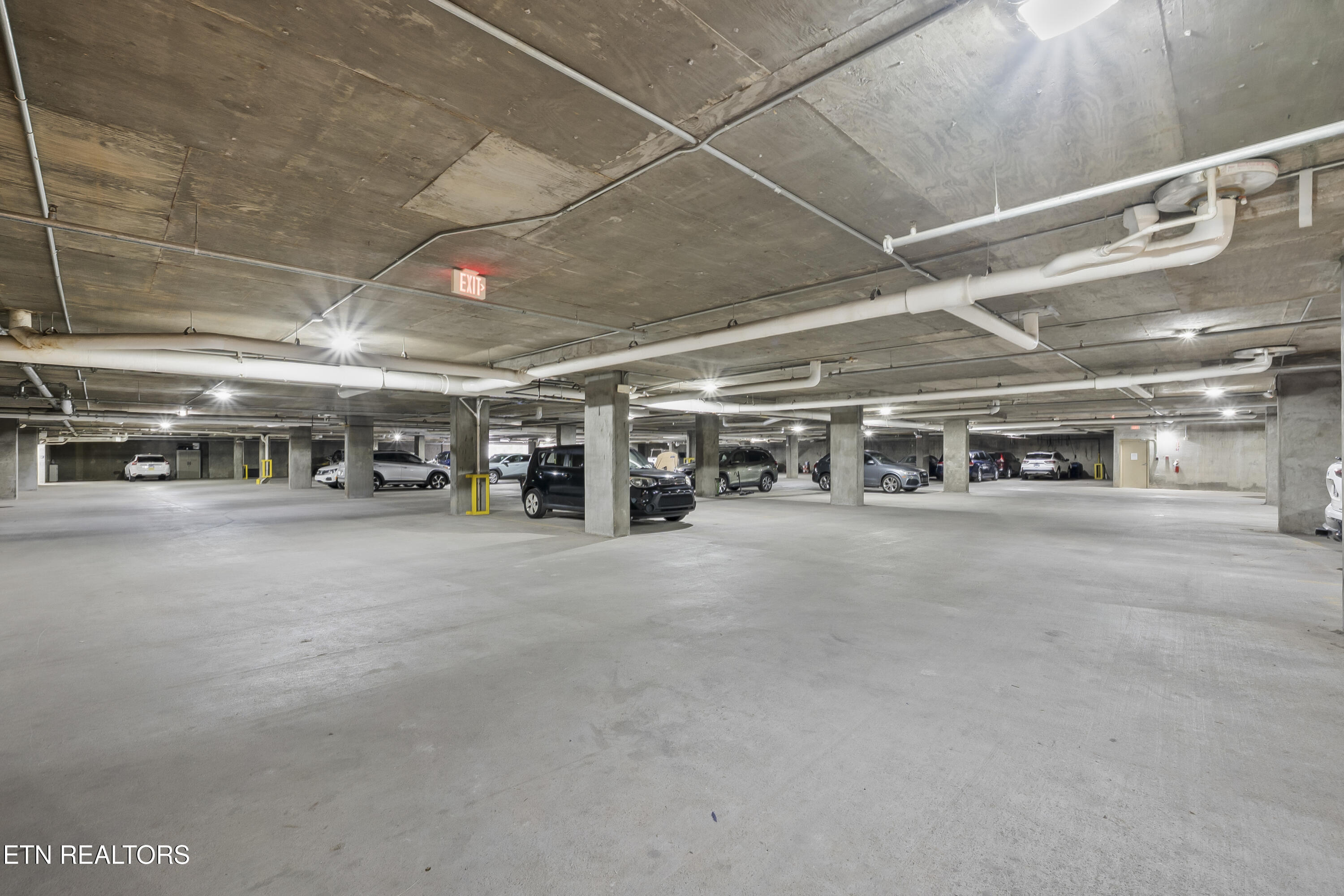 445 W Blount Ave 502