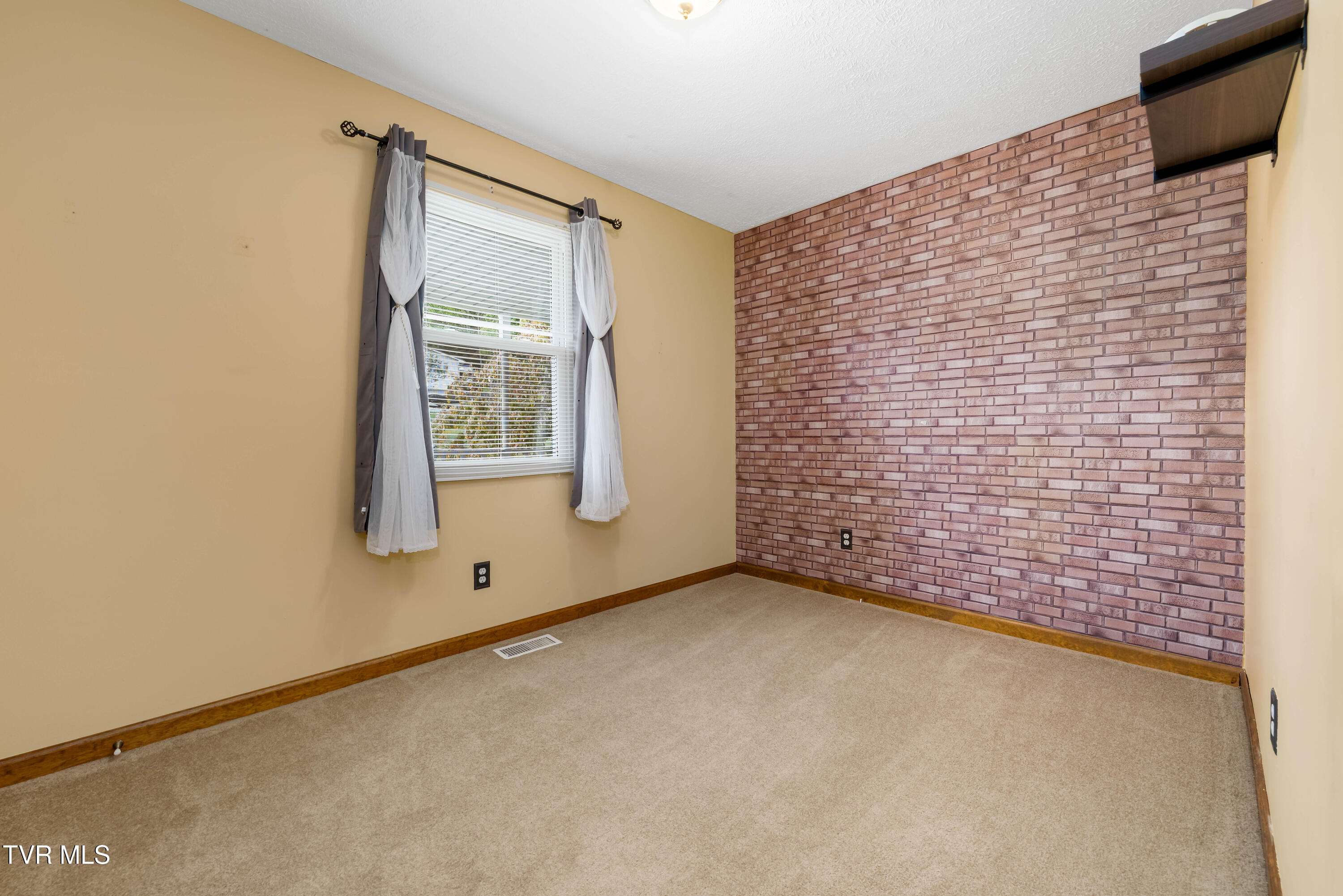 132 Joan Ann Drive