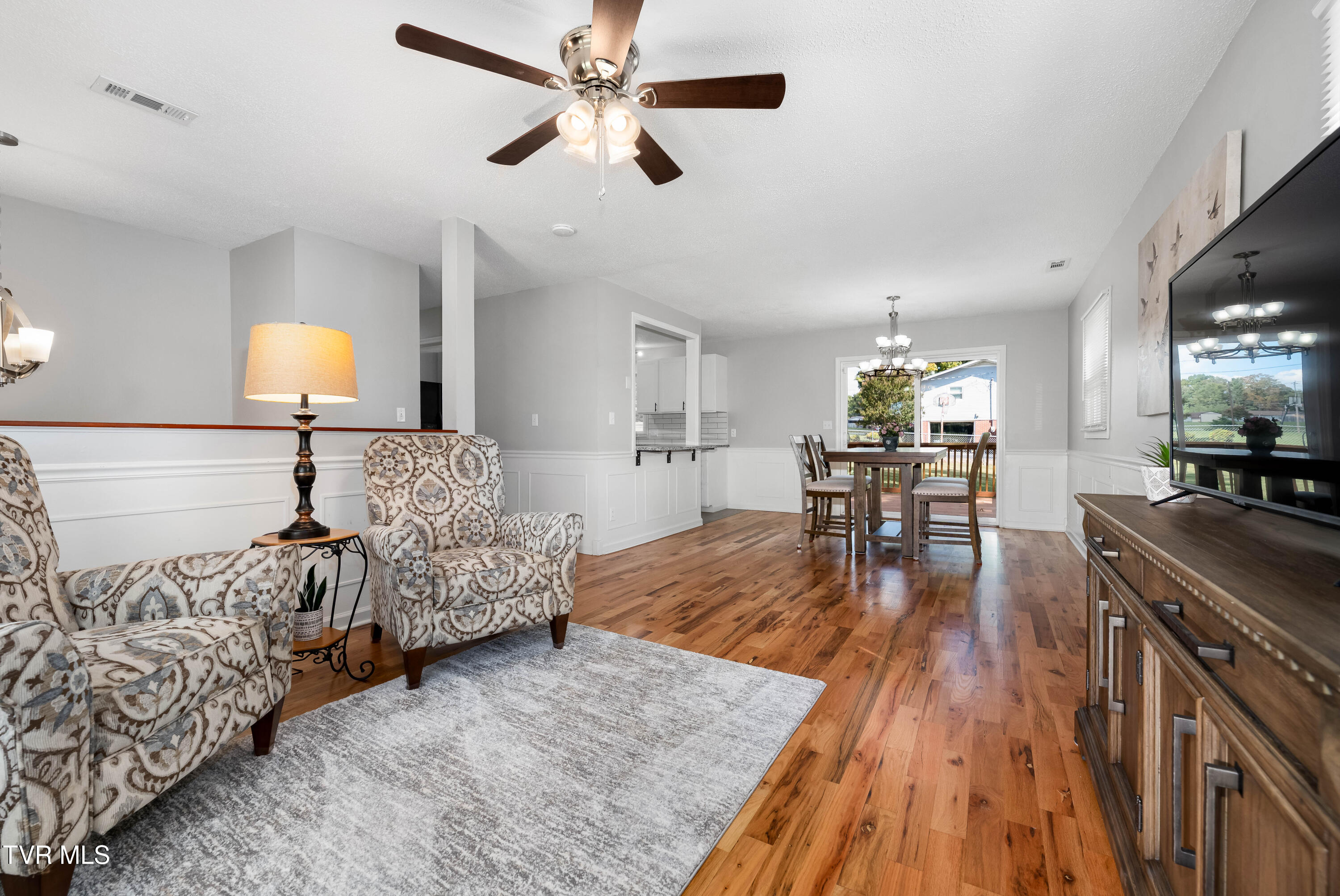 118 Greenmeadow Lane