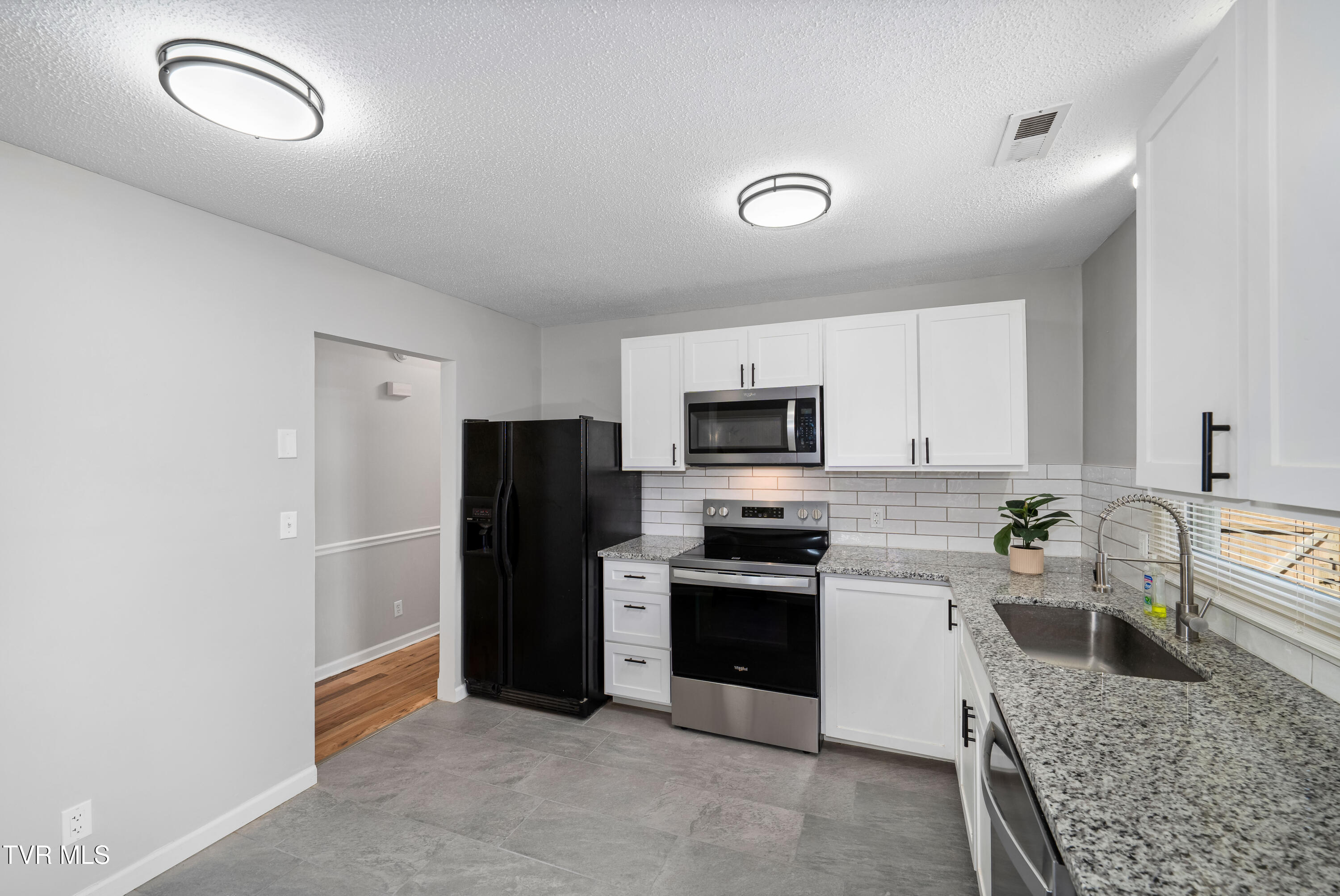 118 Greenmeadow Lane