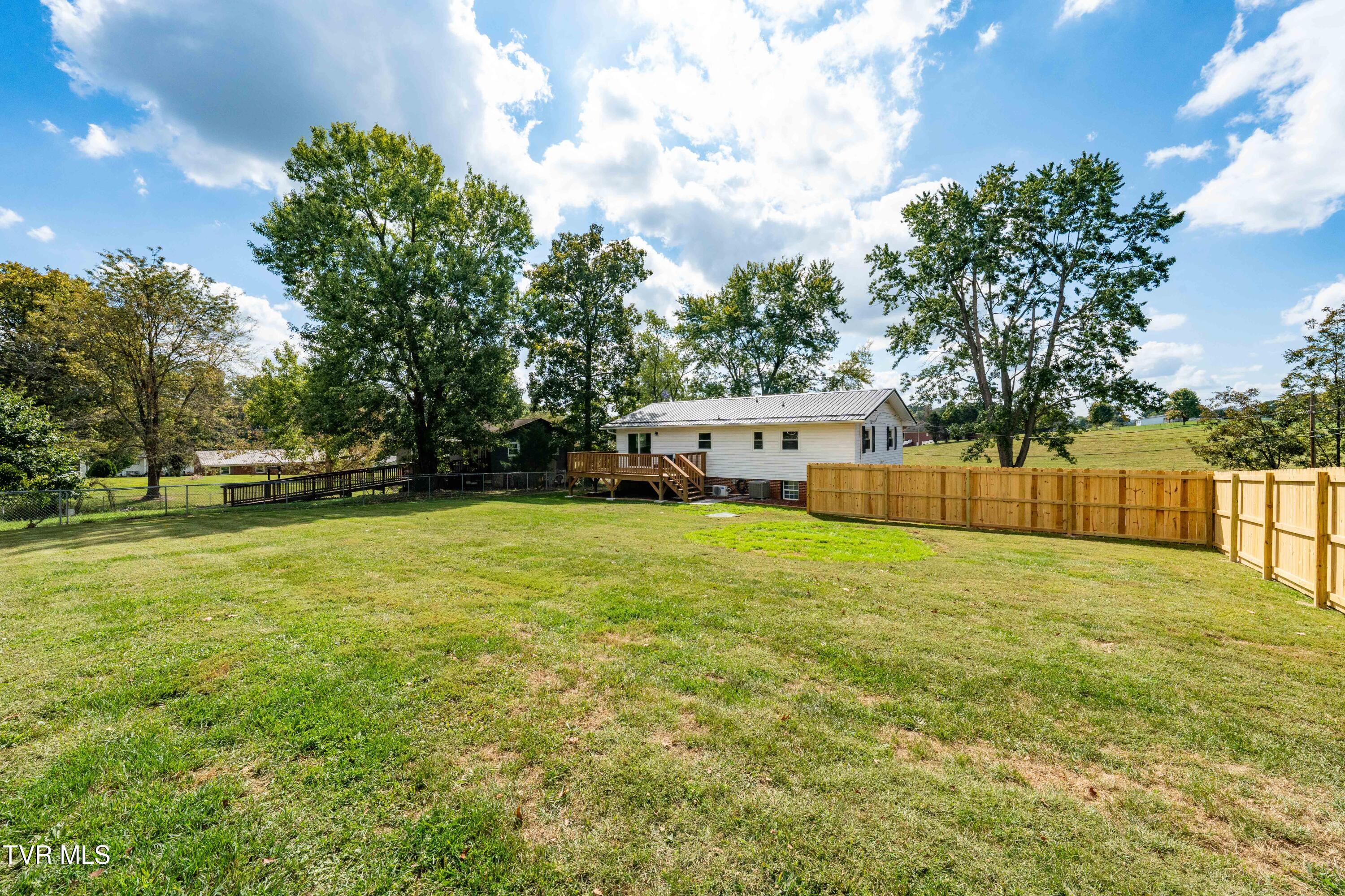 118 Greenmeadow Lane