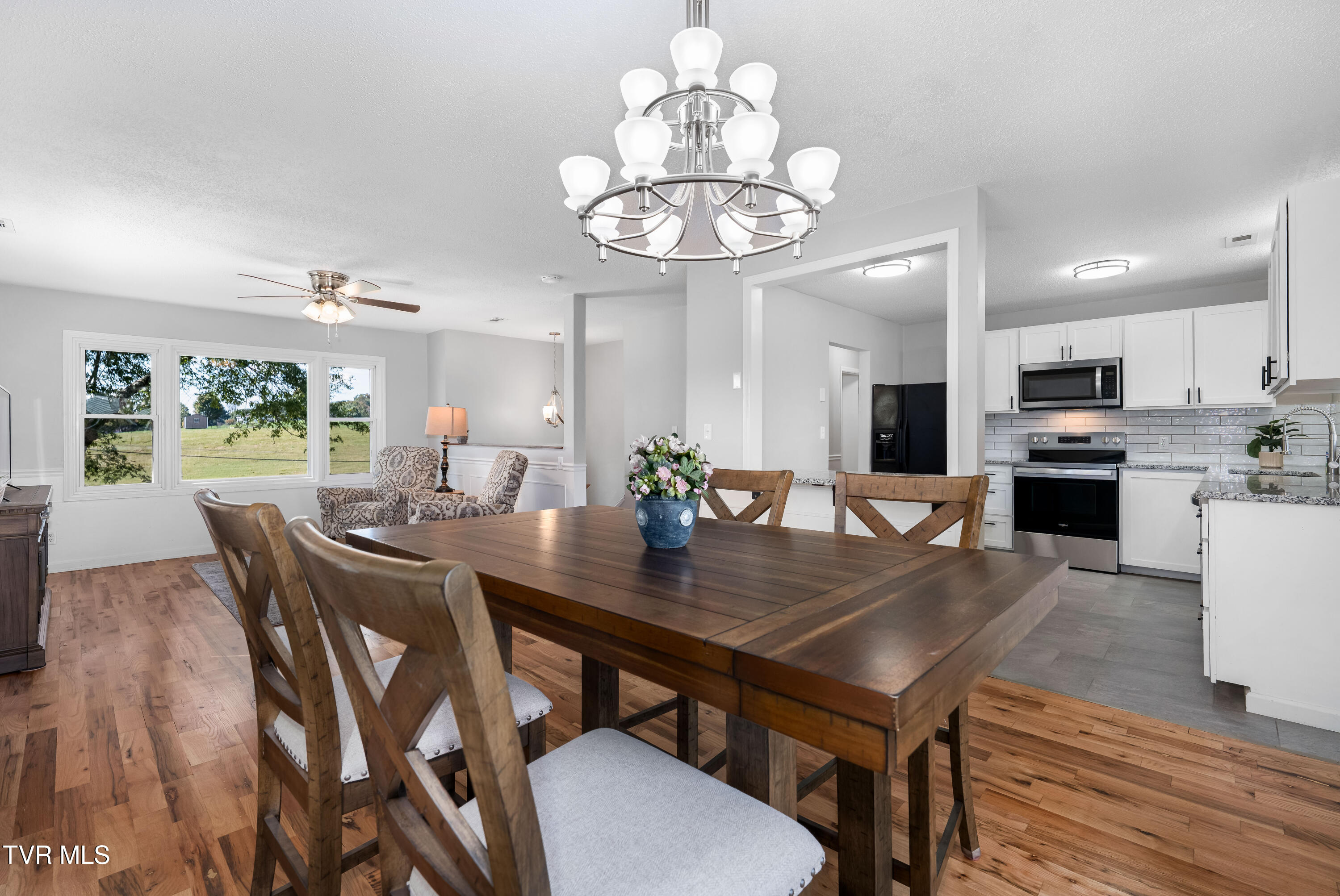 118 Greenmeadow Lane
