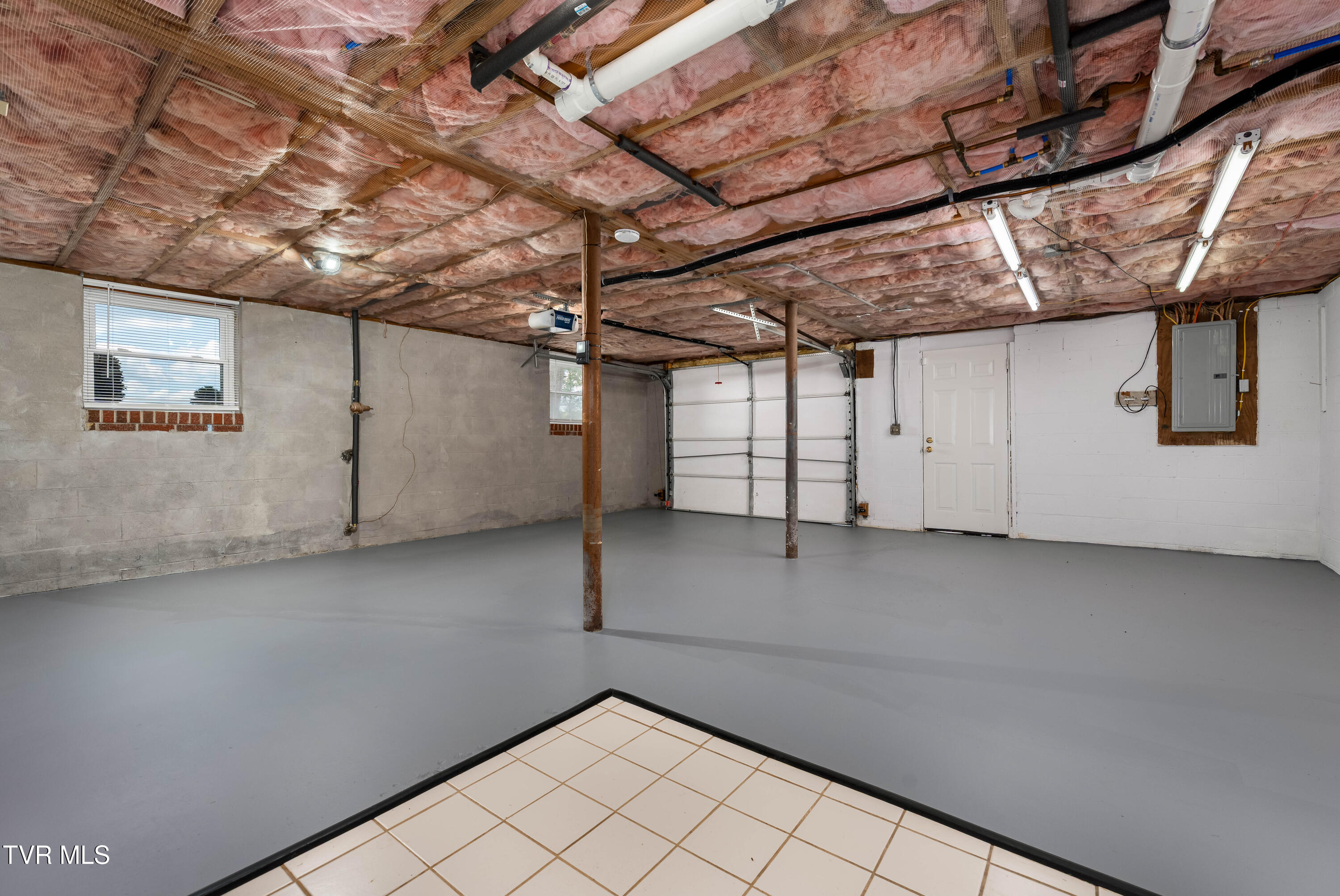 118 Greenmeadow Lane