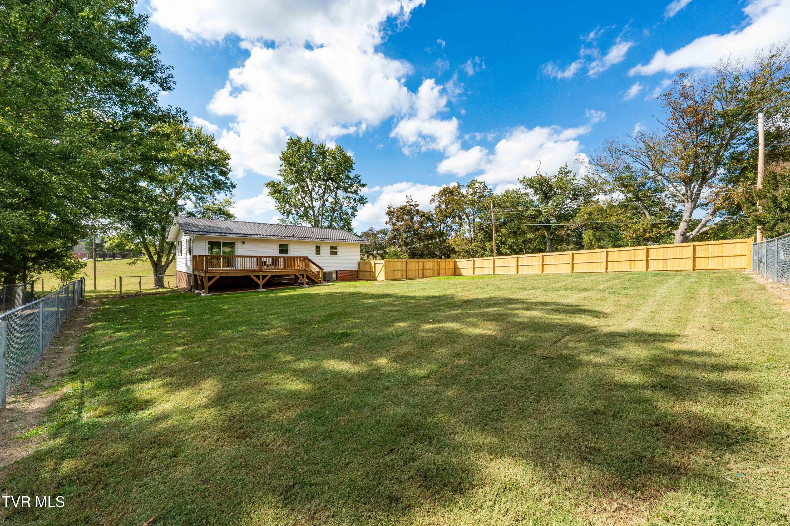 118 Greenmeadow Lane