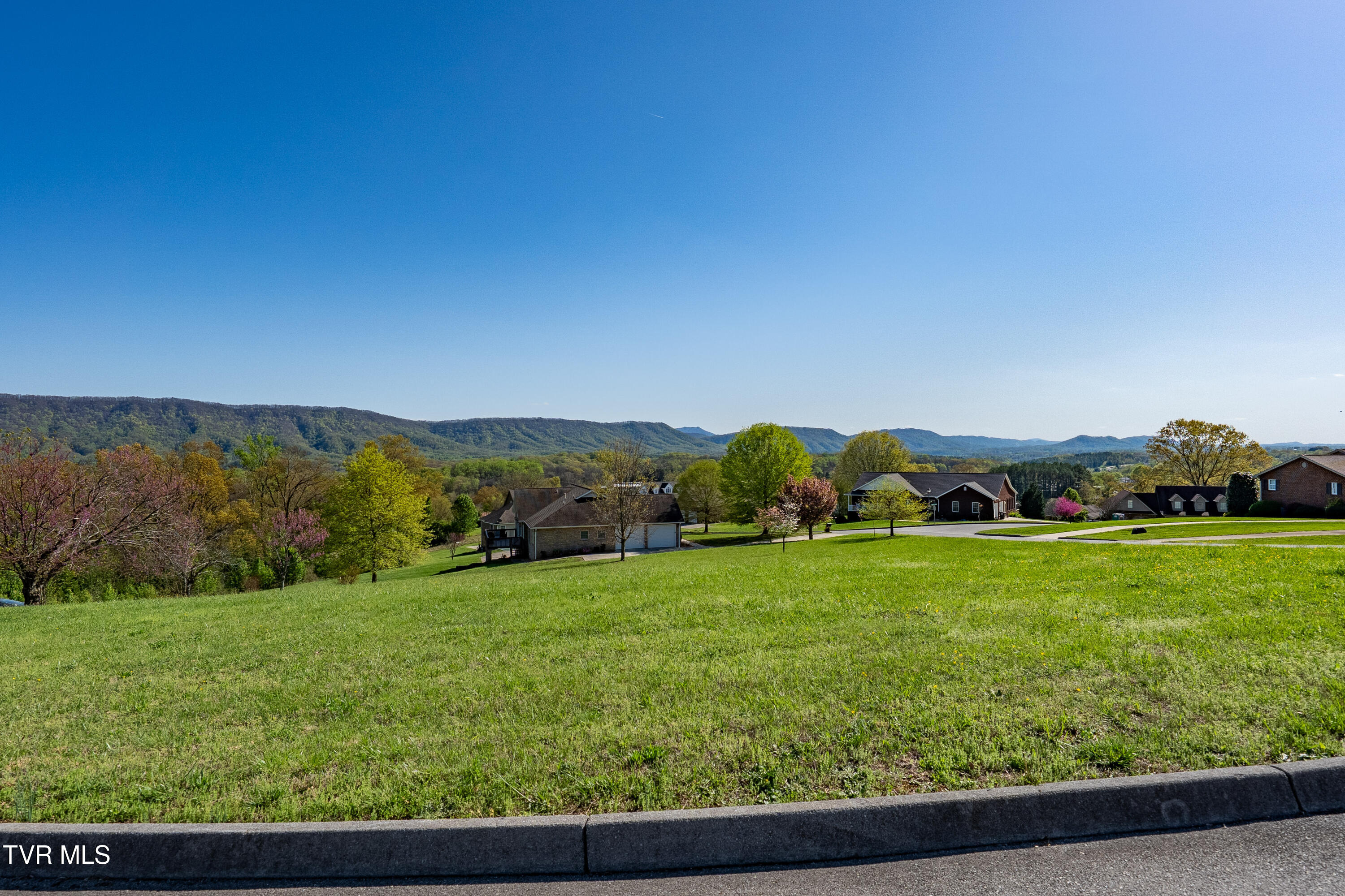 307 Carrie Circle