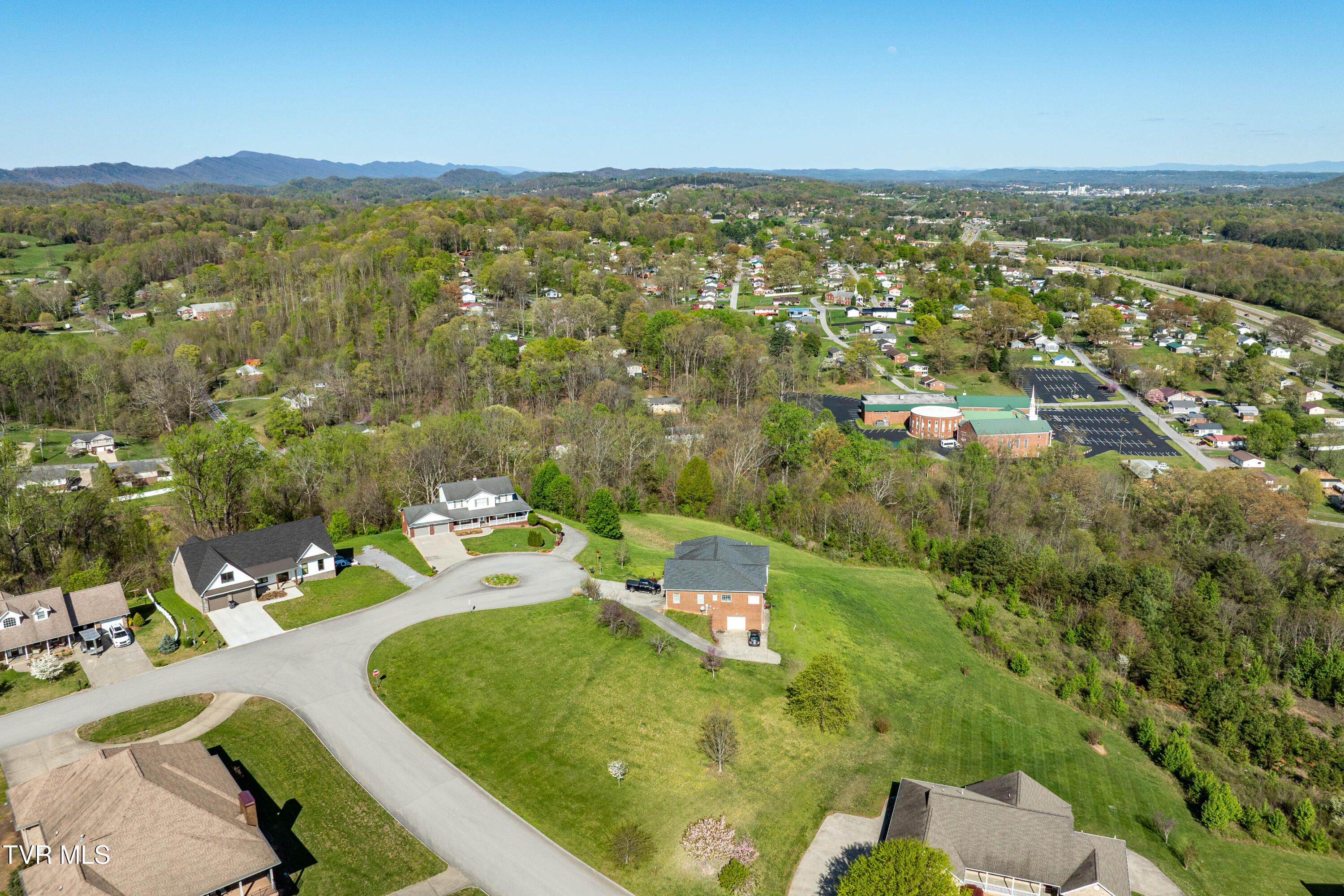 307 Carrie Circle