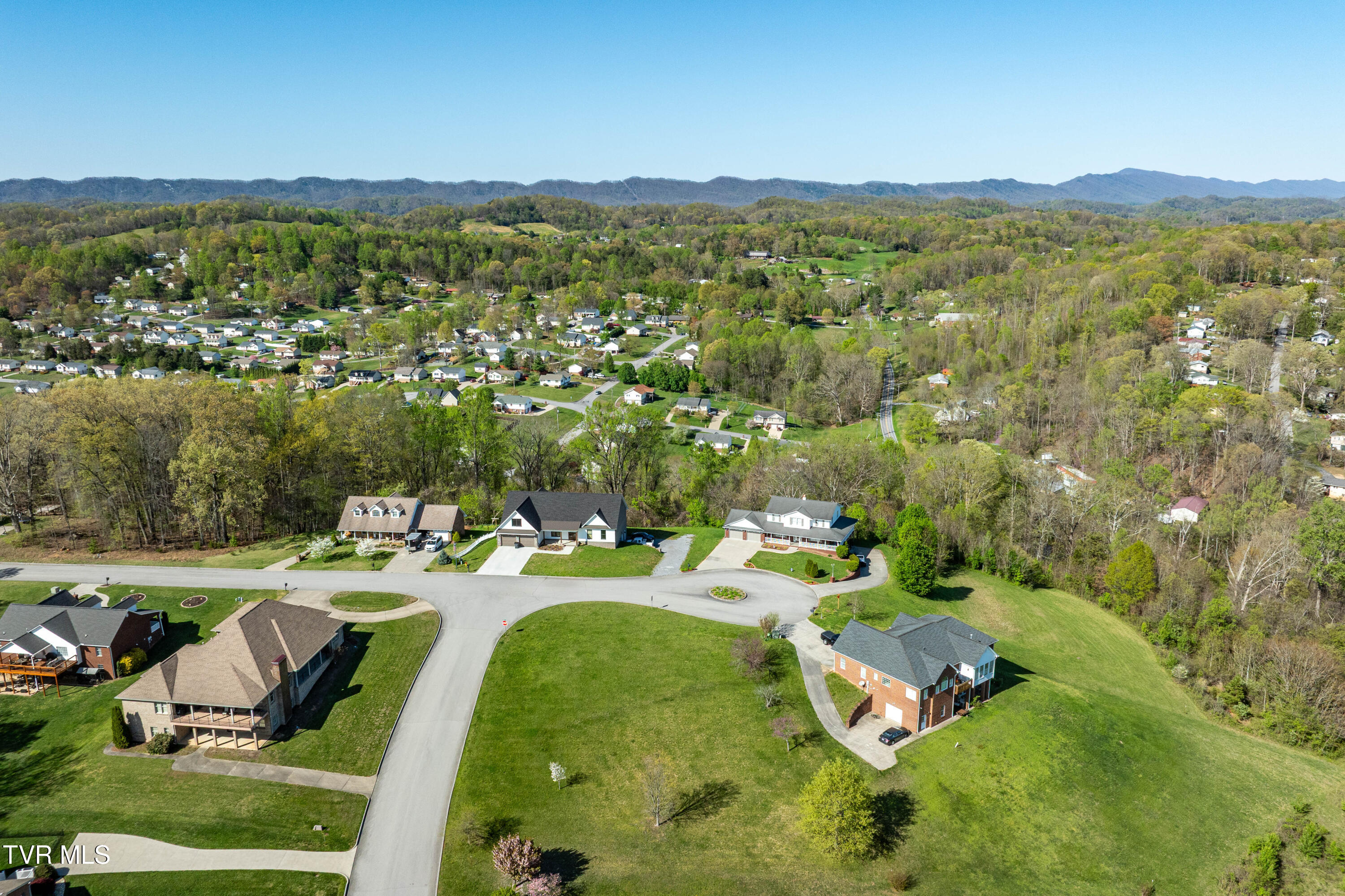 307 Carrie Circle