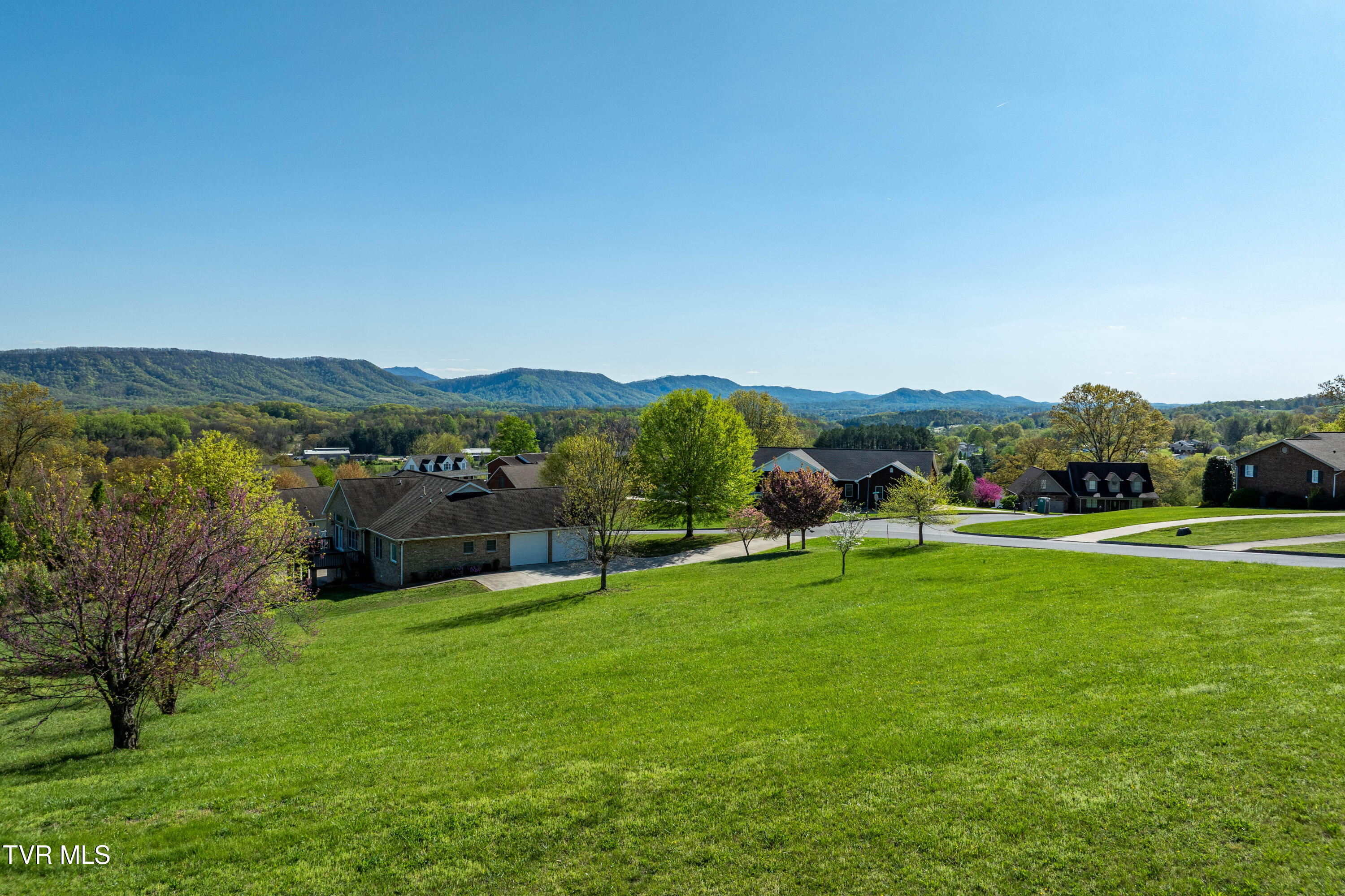 307 Carrie Circle