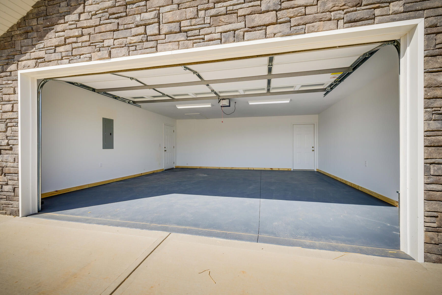595 Pleasant Valley Rd.