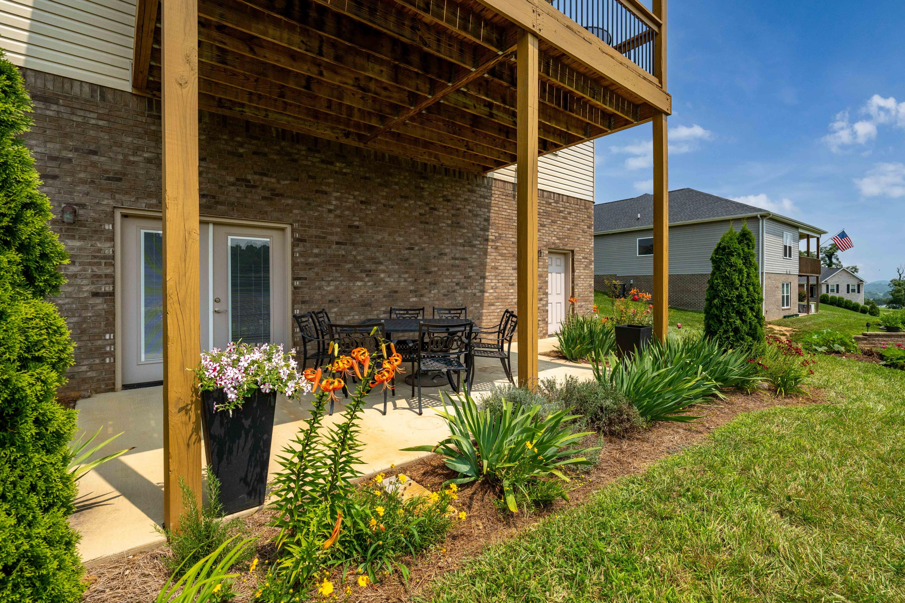 1149 Little Shadden Way
